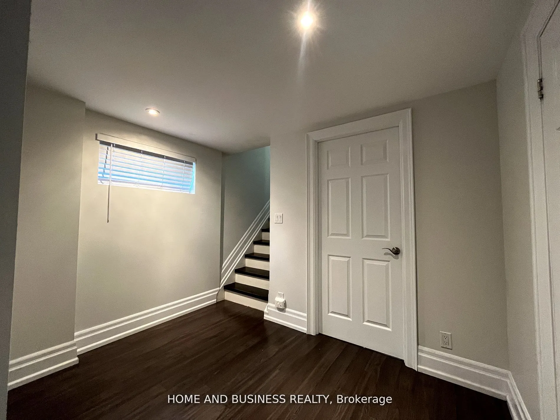 376 Ashbury Road