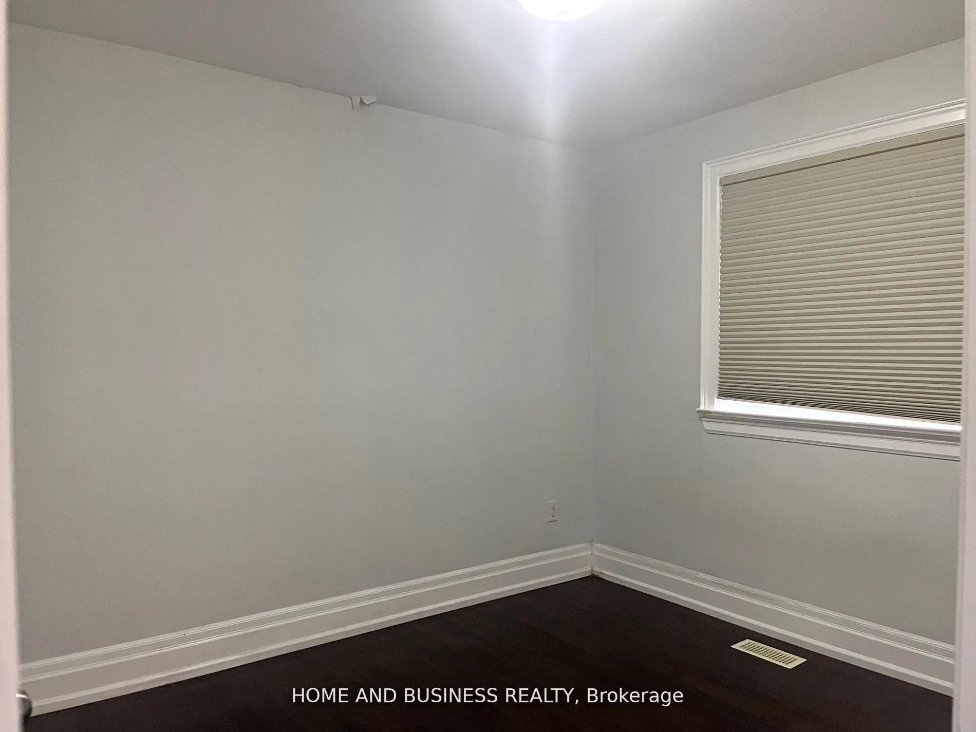 376 Ashbury Road