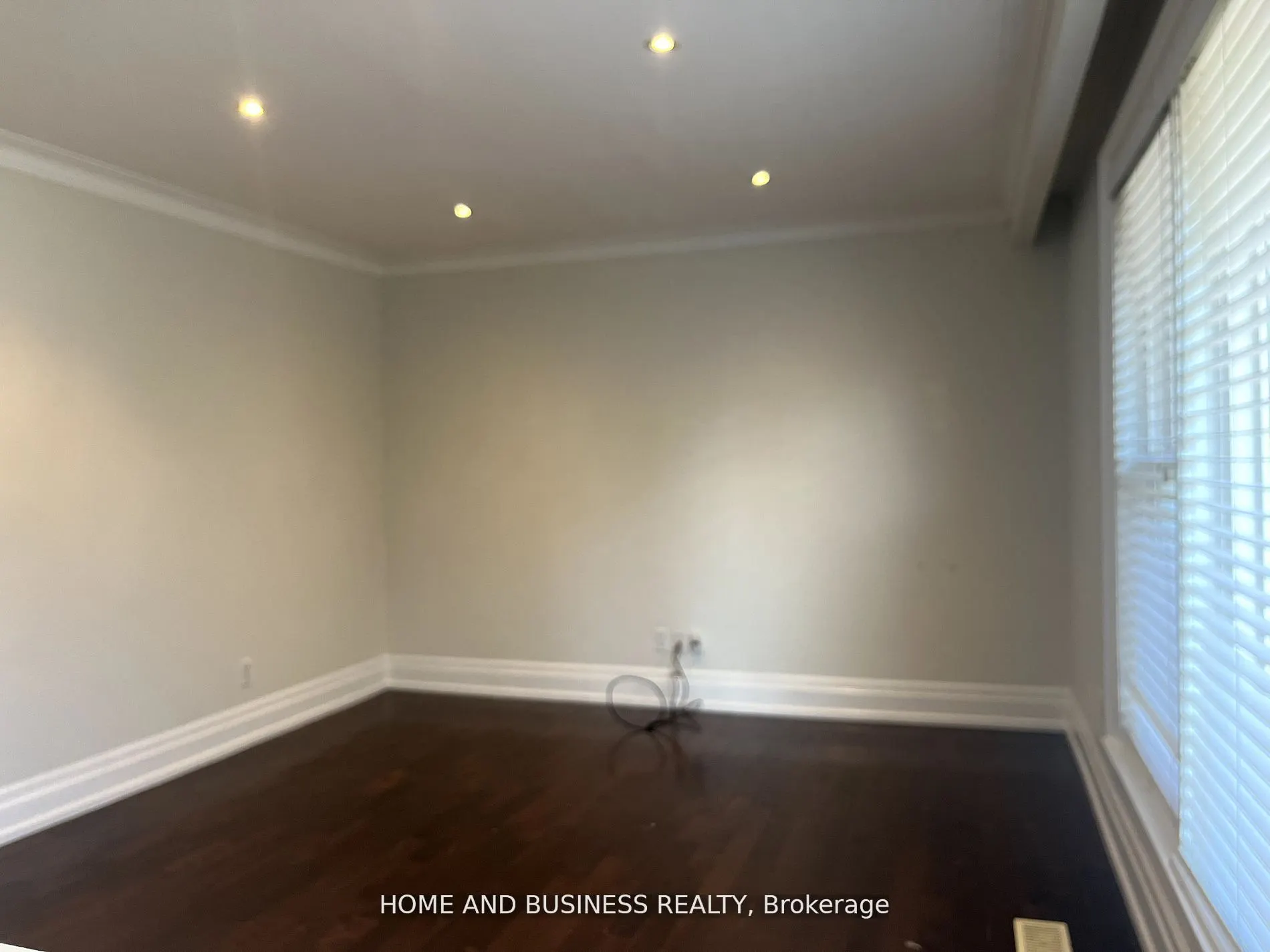 376 Ashbury Road