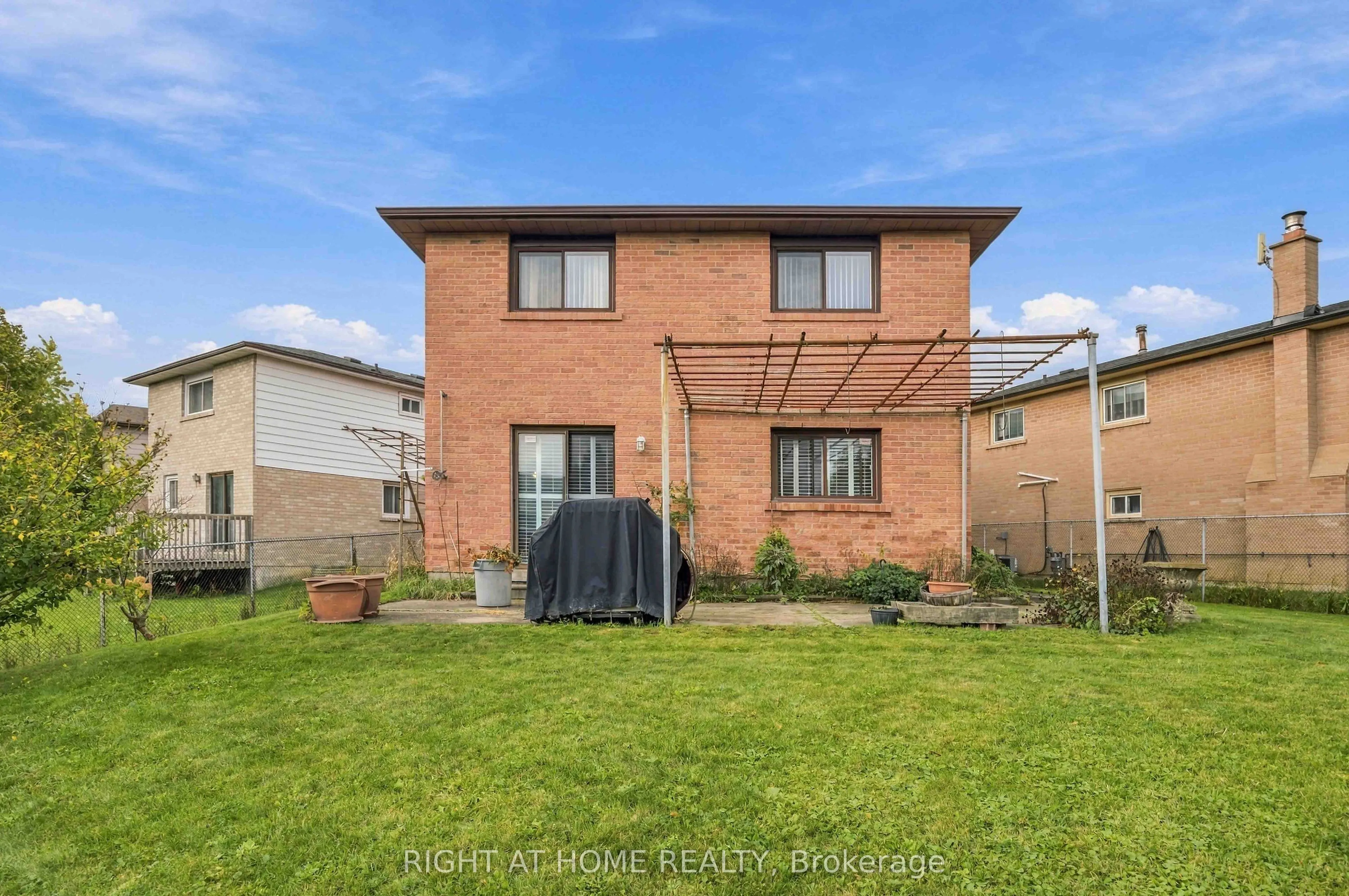 17 Cathy Jean Crescent