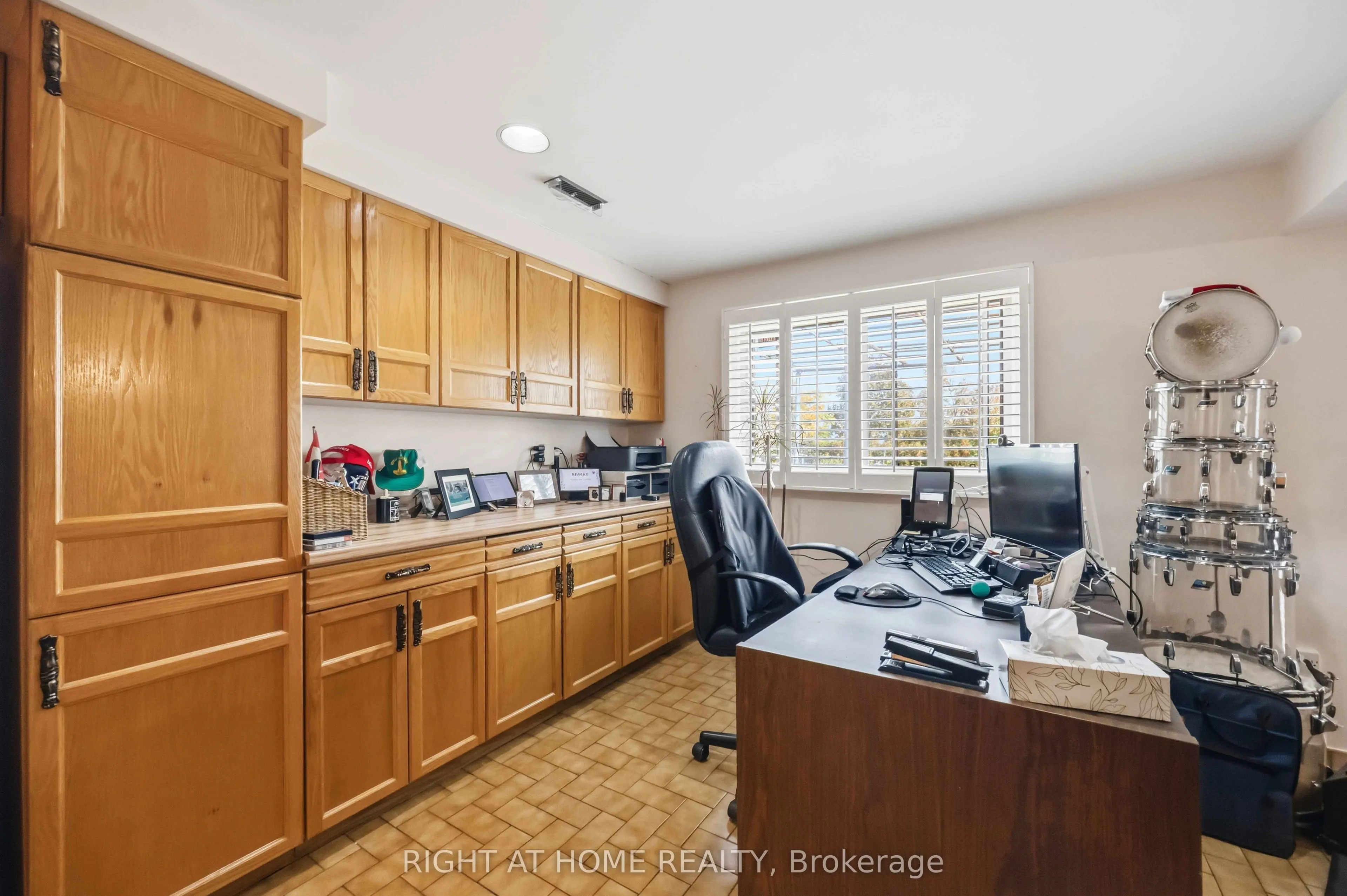 17 Cathy Jean Crescent