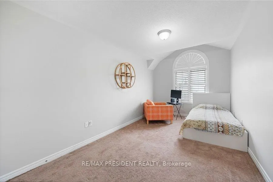 35 Fresnel Road