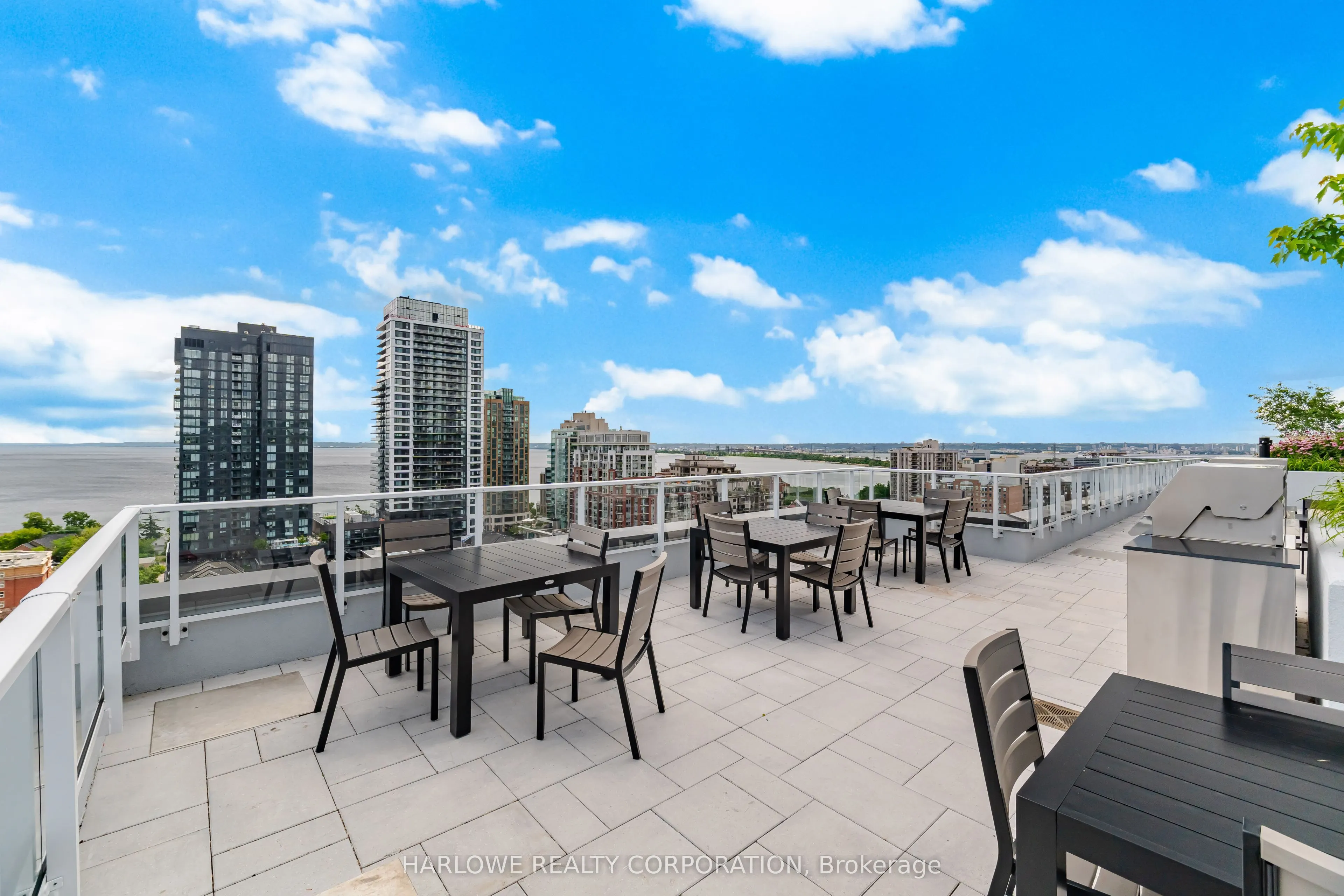 2088 James Street #308