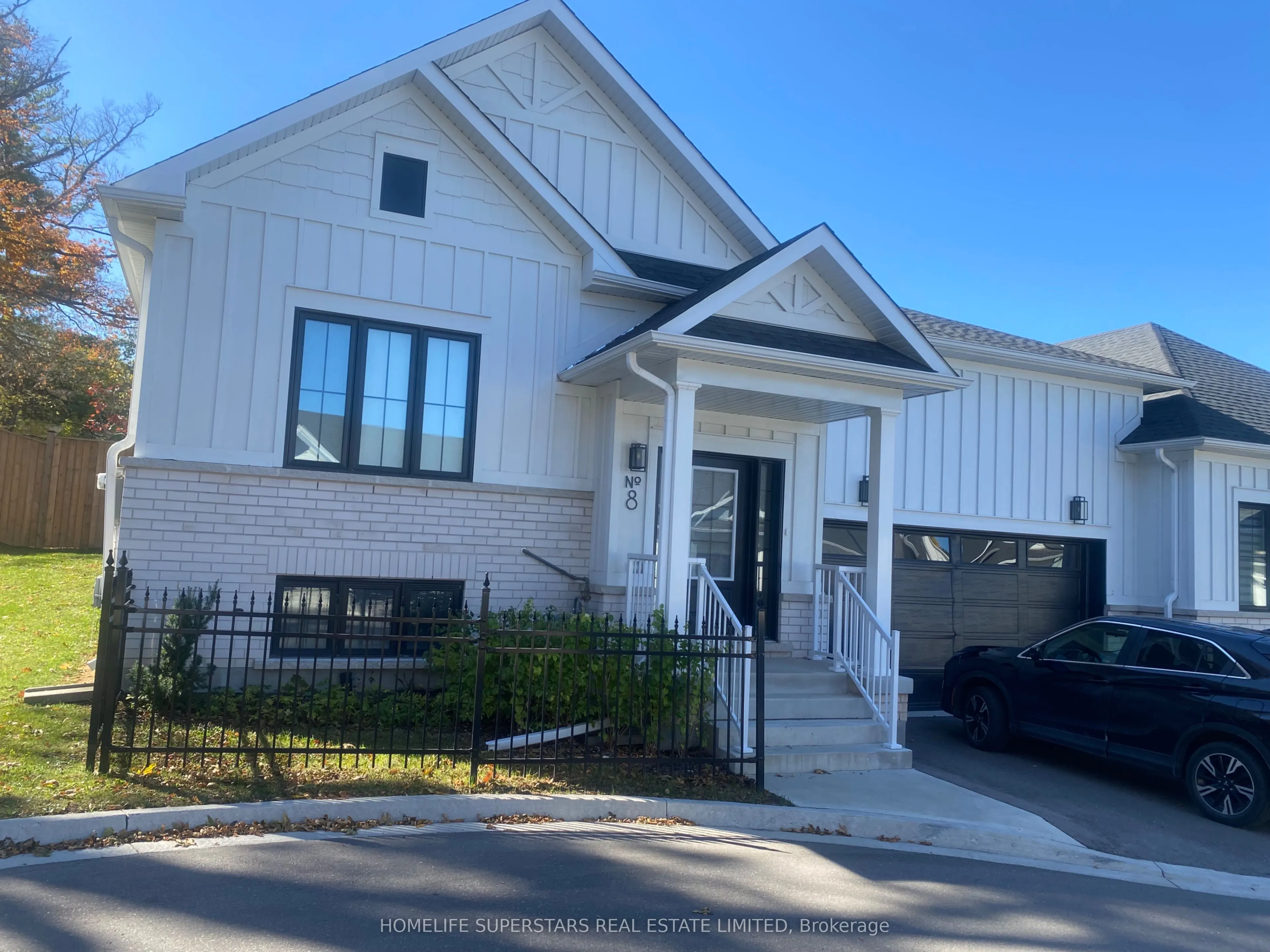 8 Santa Barbra Lane #0