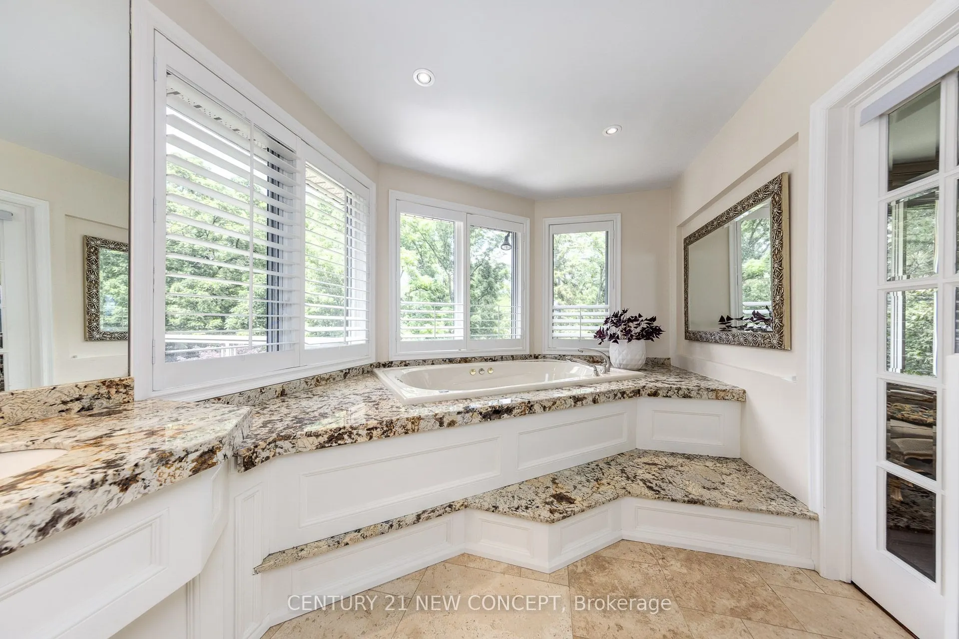 8 Echo Valley Ridge
