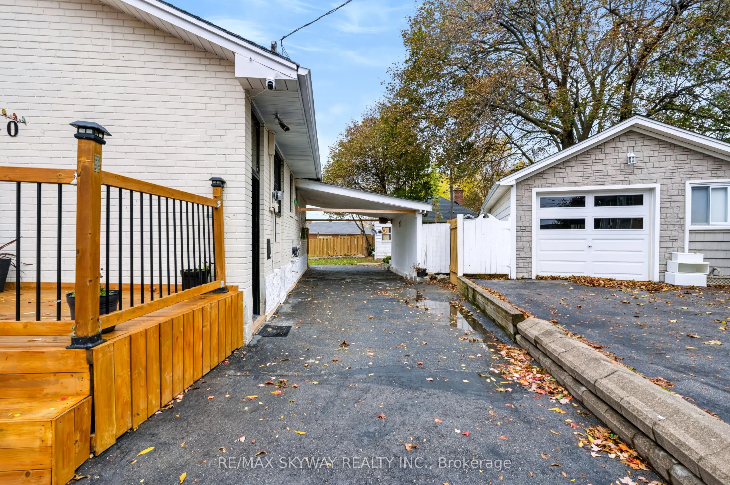 10 REXWAY Drive