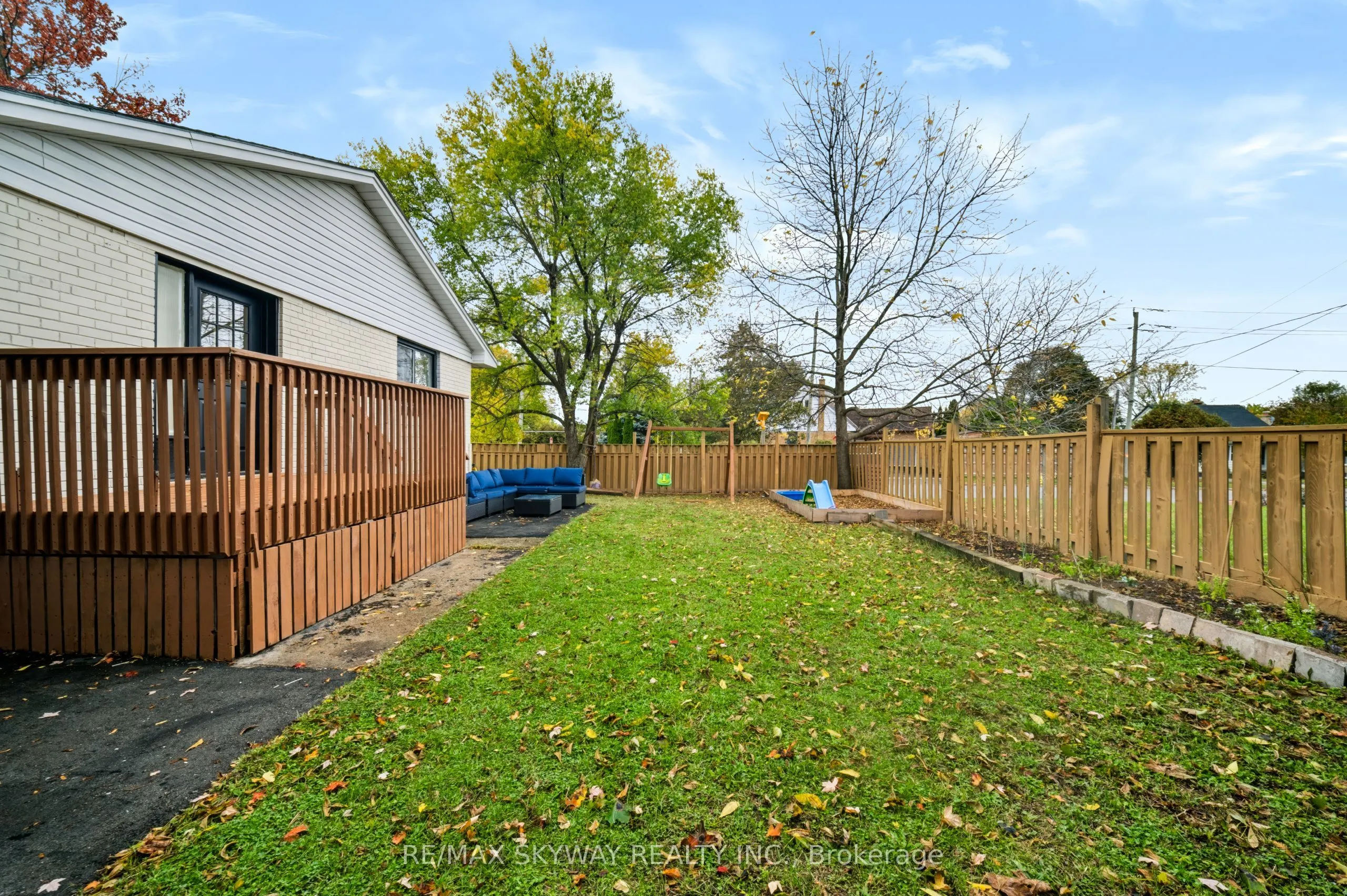 10 REXWAY Drive