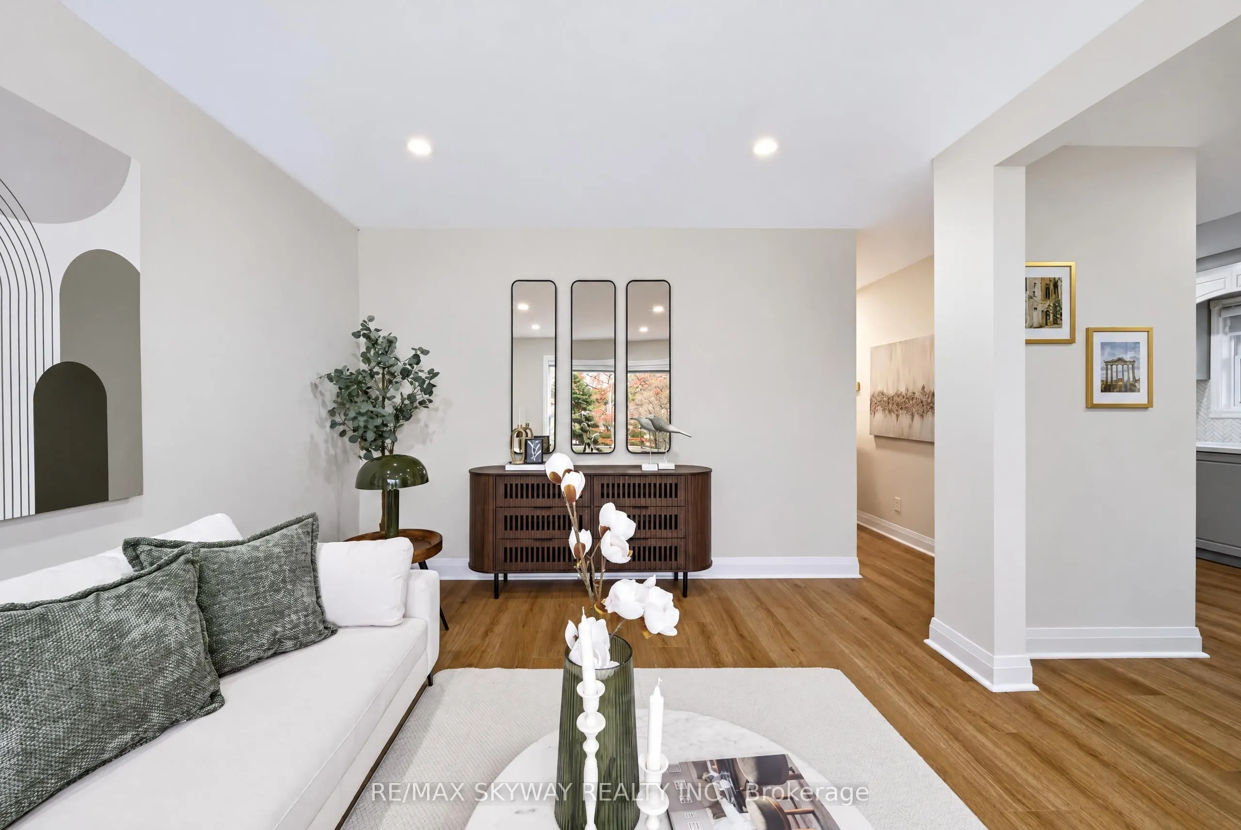 10 REXWAY Drive