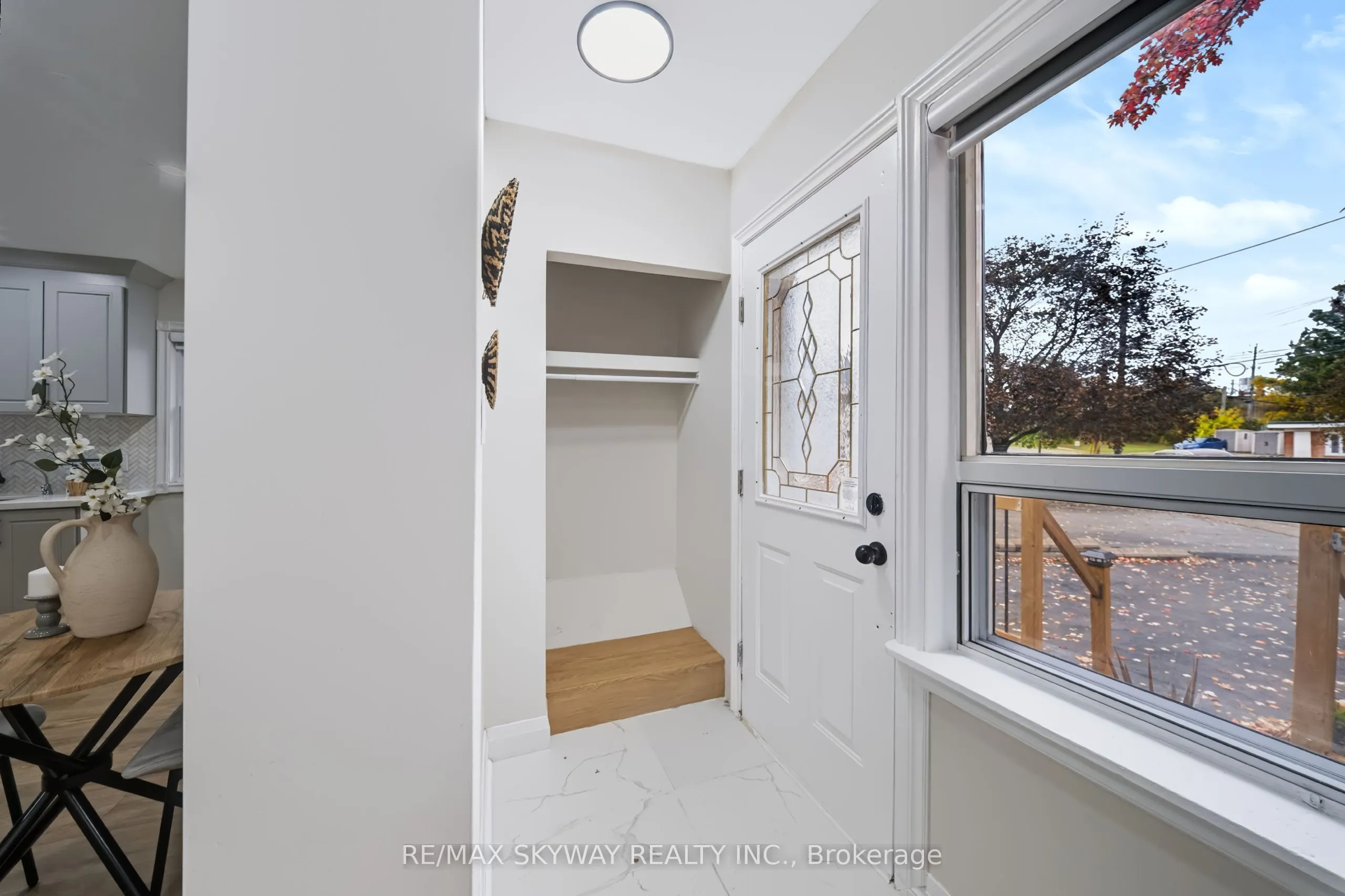 10 REXWAY Drive