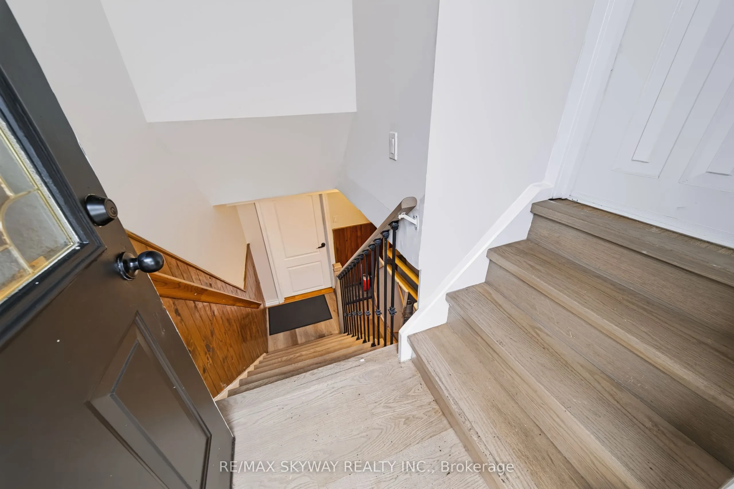 10 REXWAY Drive