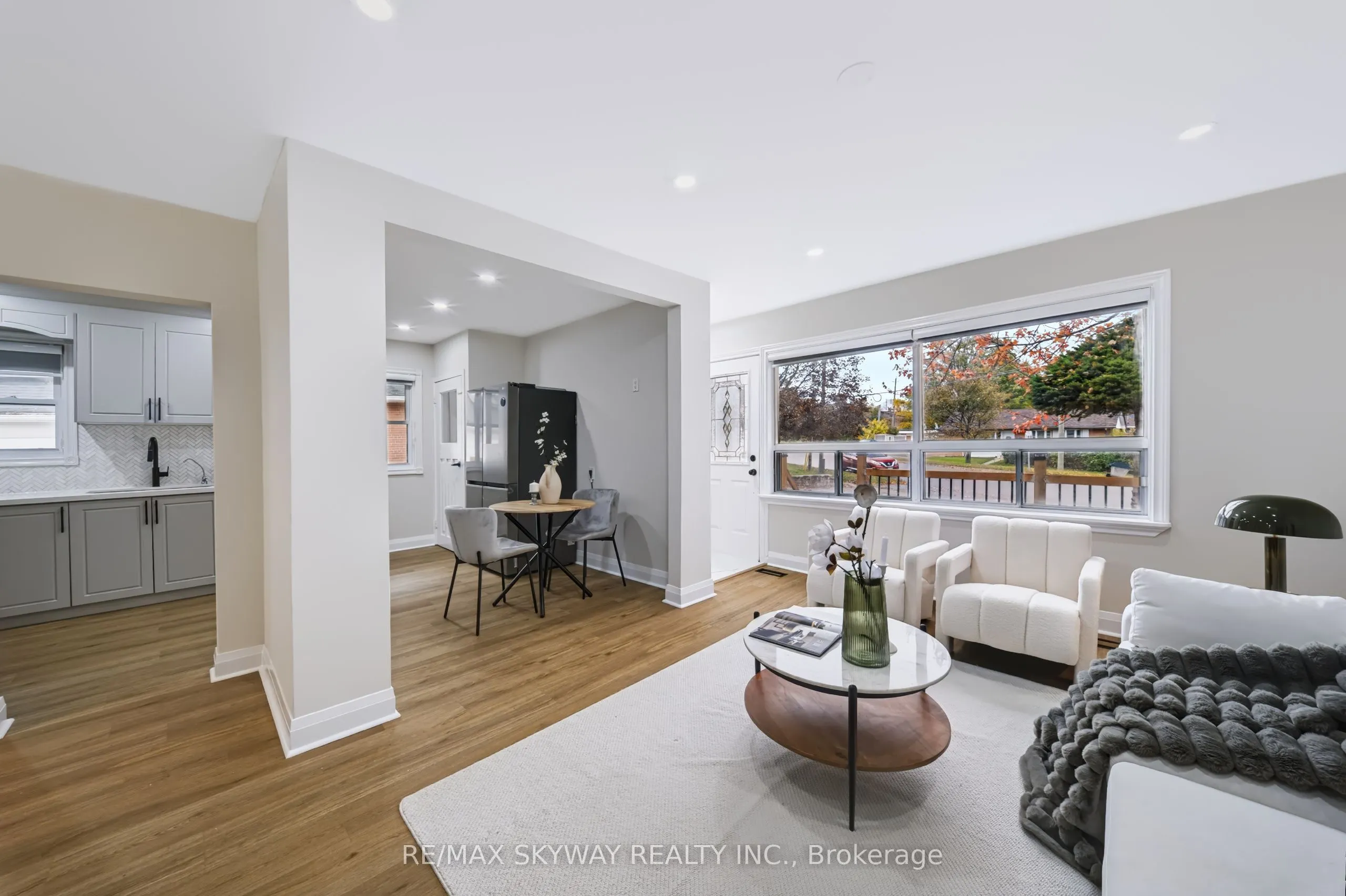 10 REXWAY Drive