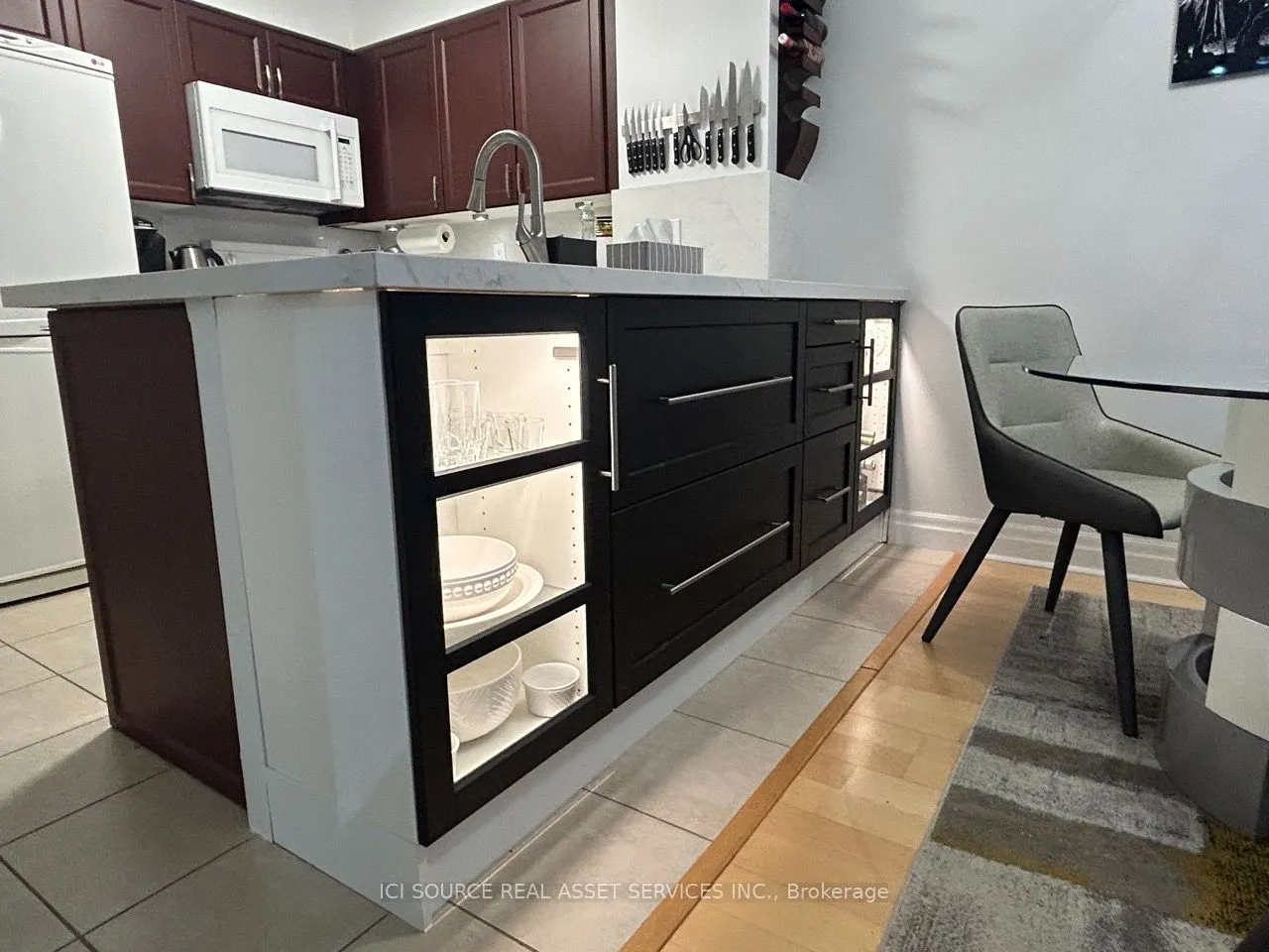 2121 Lake Shore Boulevard W #915