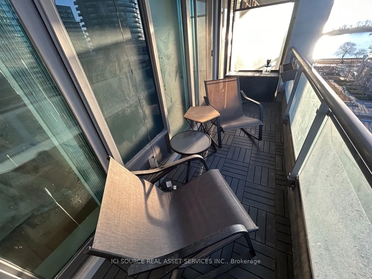 2121 Lake Shore Boulevard W #915
