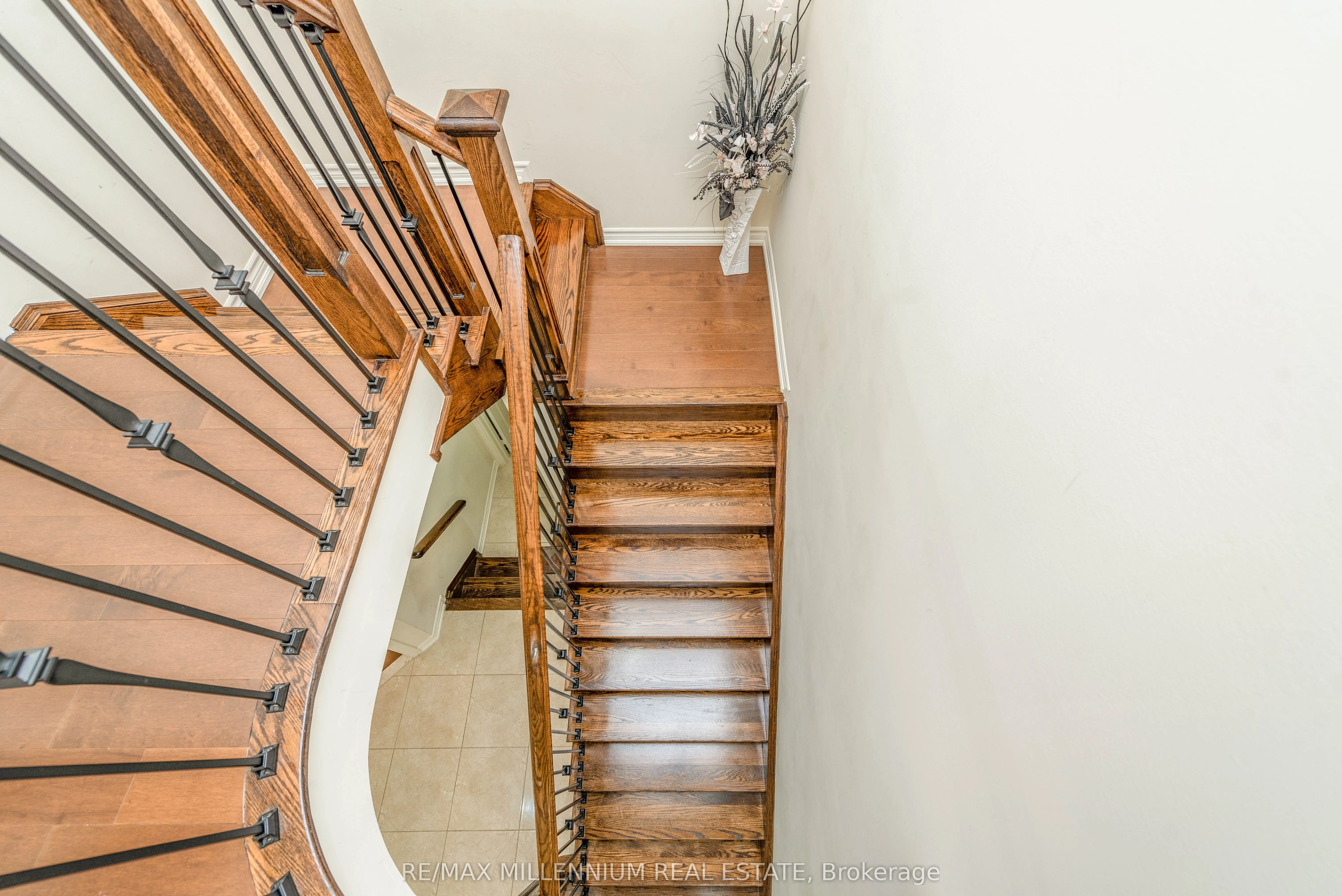12 Elderbridge Road
