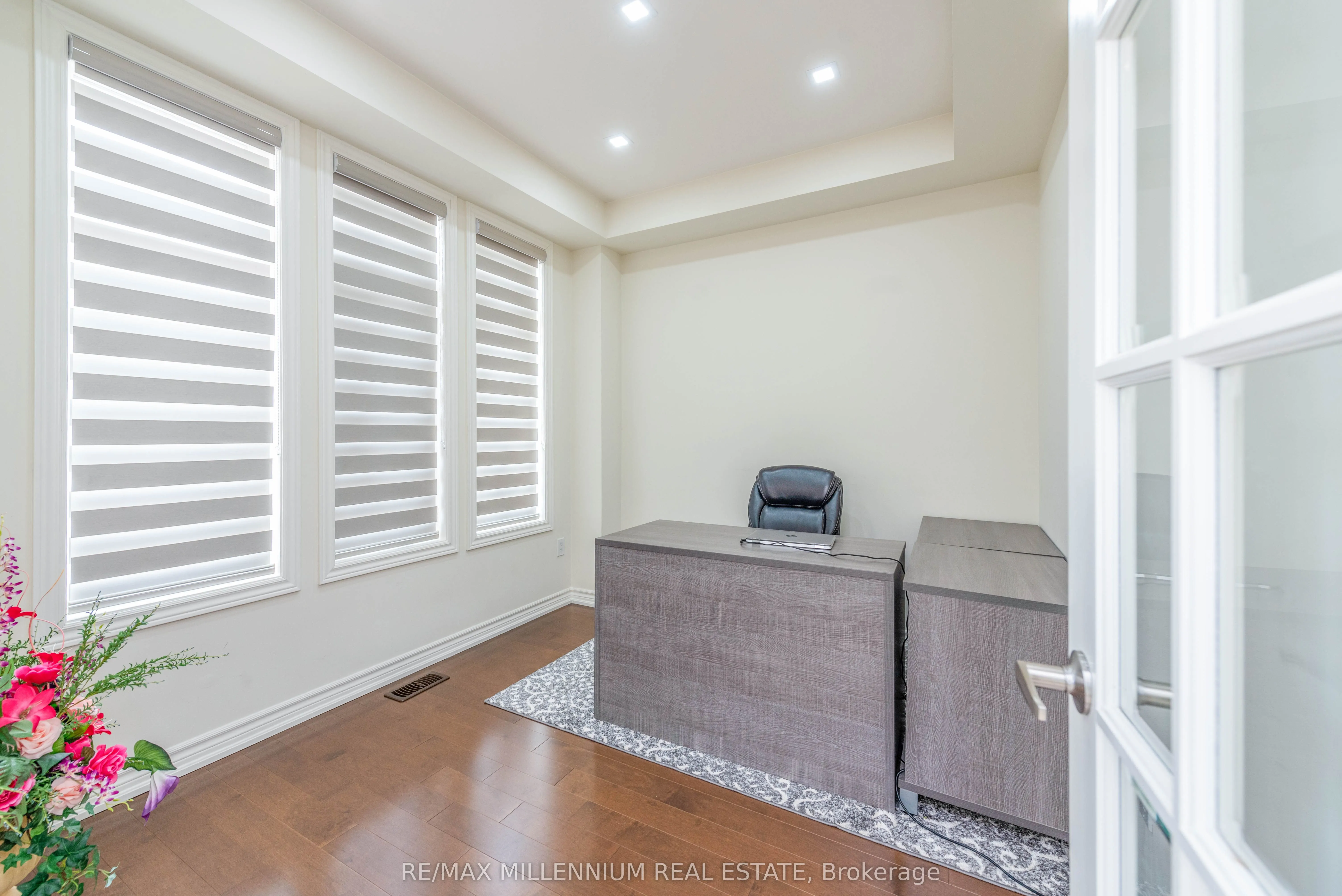 12 Elderbridge Road