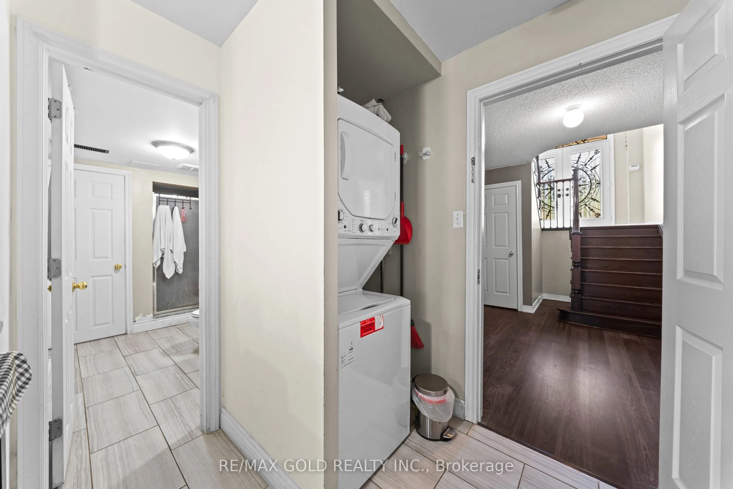 11 Clearfield Drive