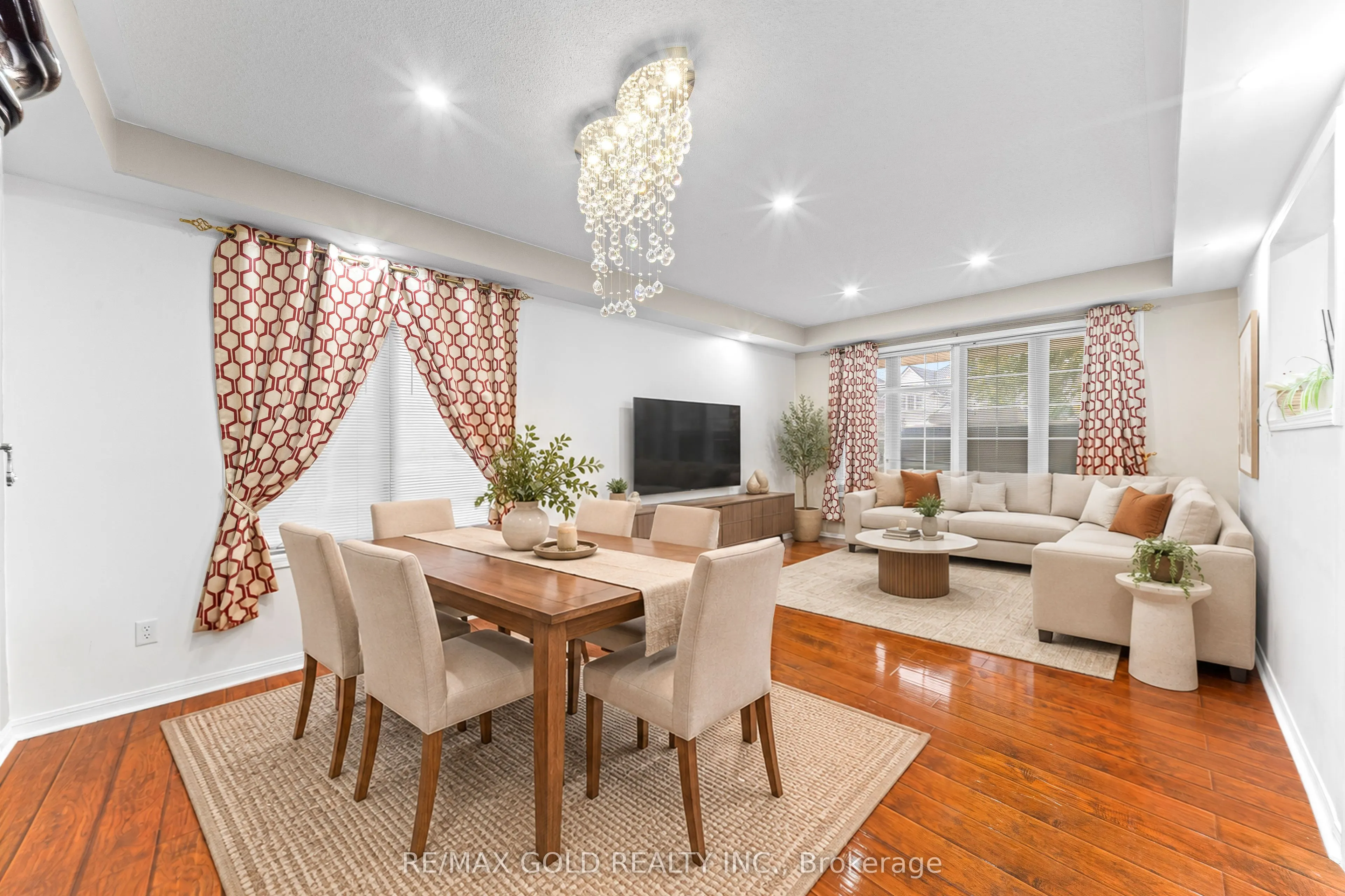 28 Latania Boulevard