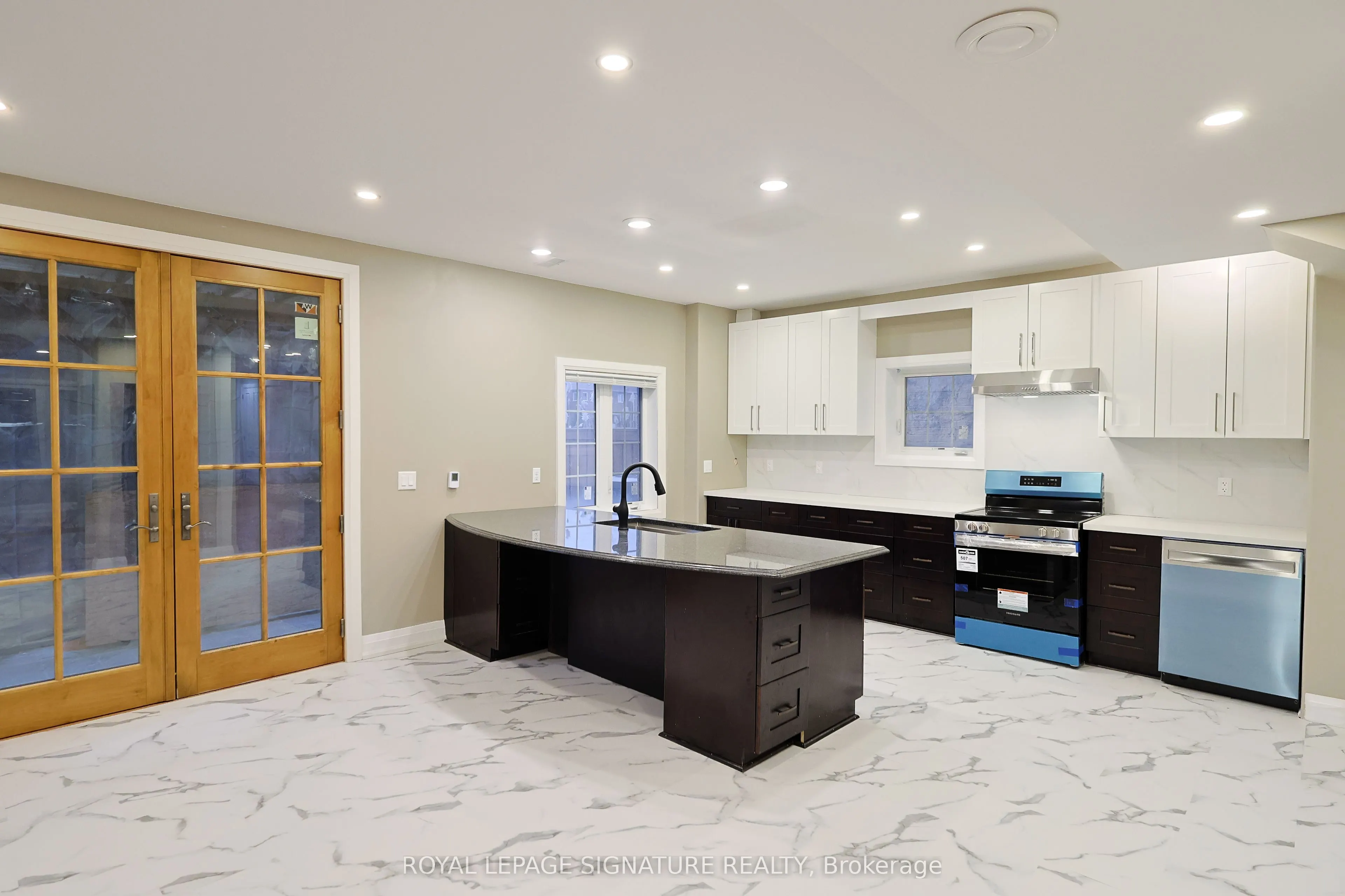 380 Mcgibbon Drive #Lower