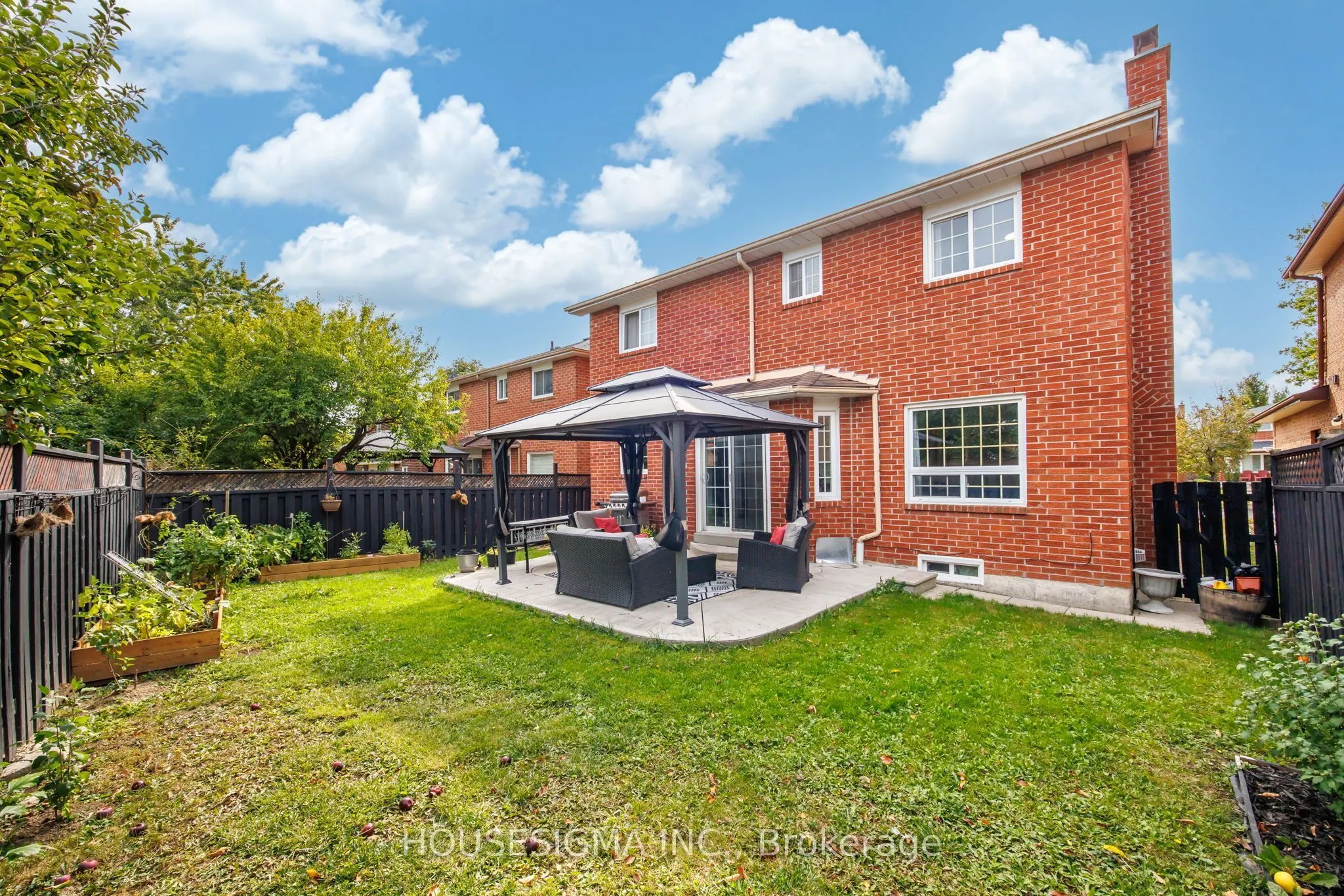 32 Ballycastle Crescent