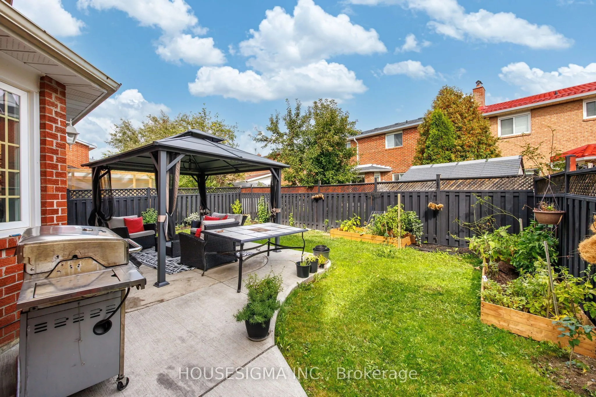 32 Ballycastle Crescent