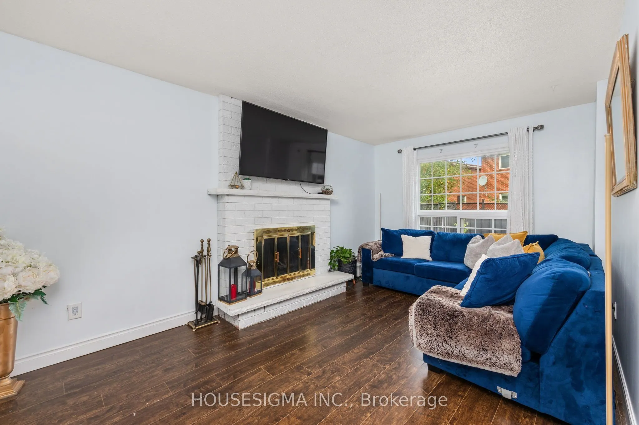 32 Ballycastle Crescent