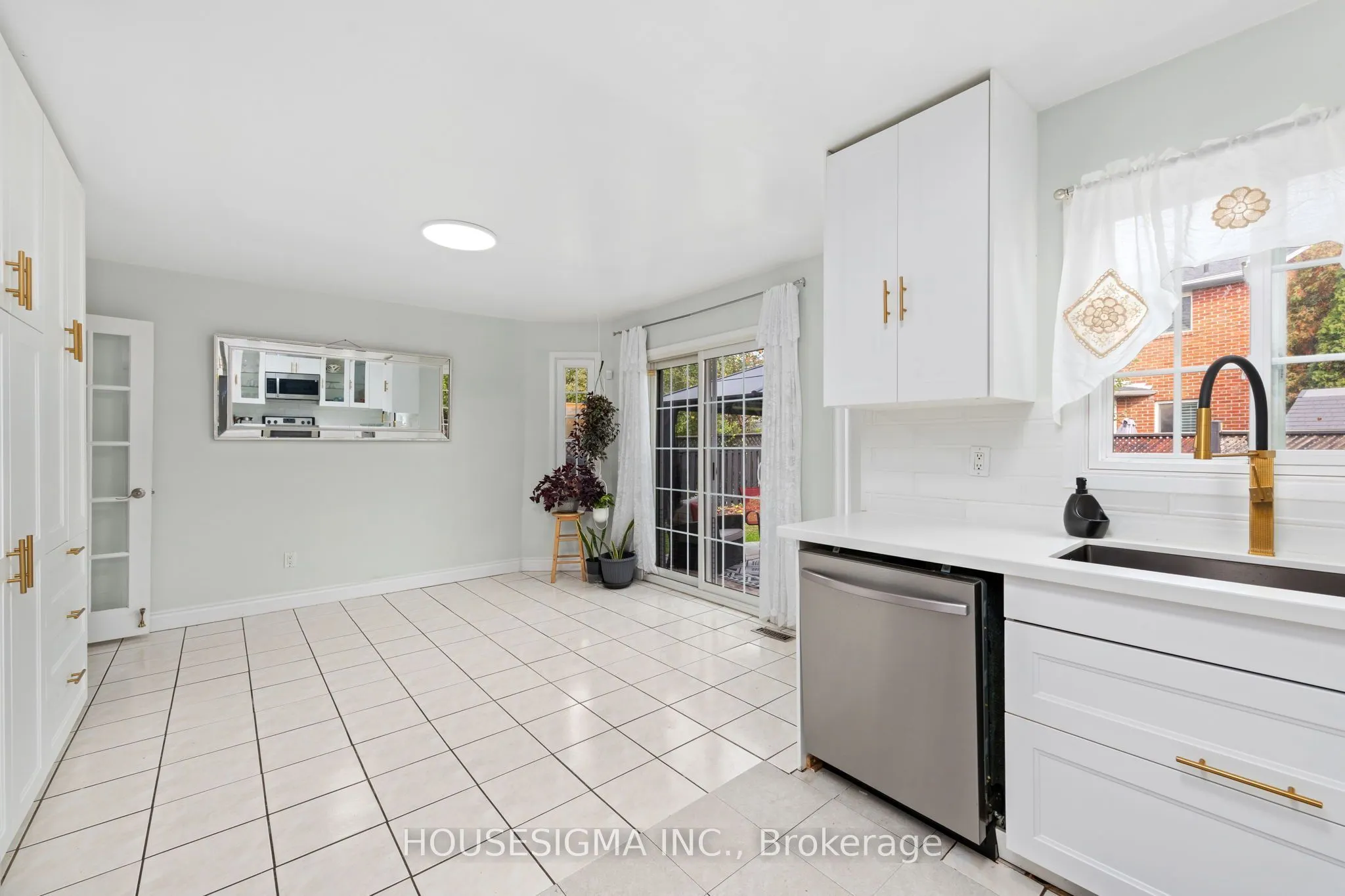 32 Ballycastle Crescent