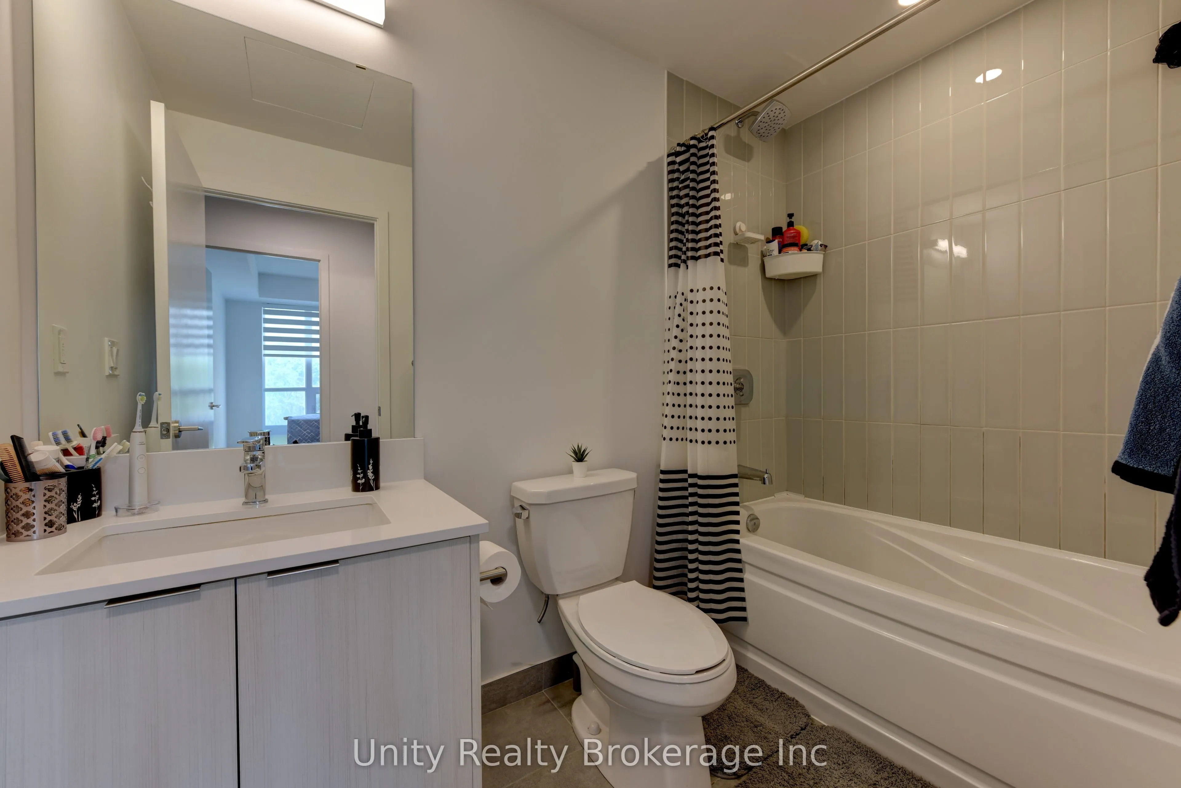 225 Malta Avenue E #302