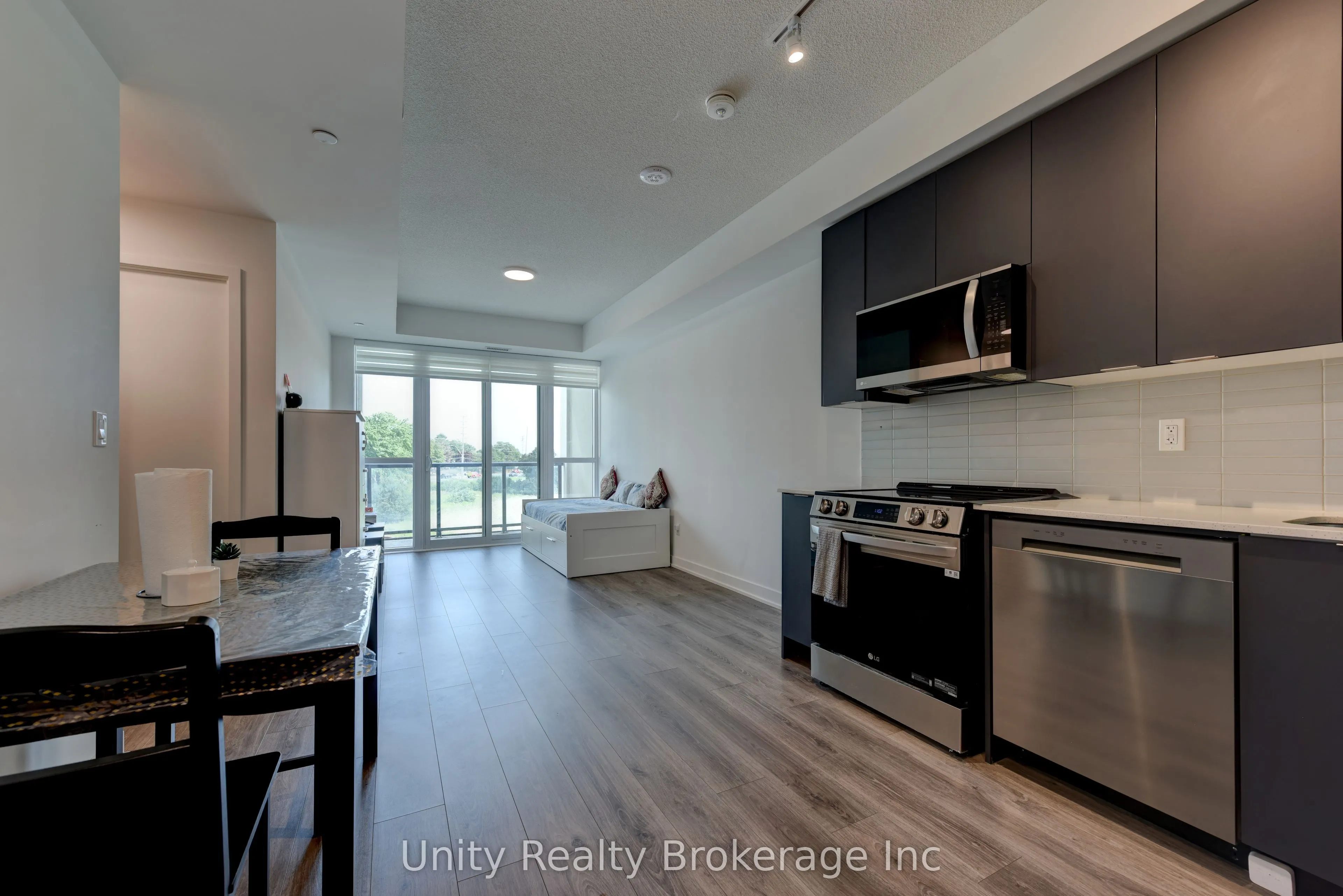 225 Malta Avenue E #302