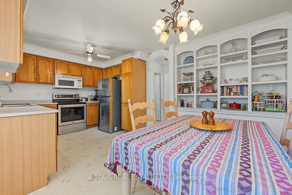 2945 Thomas Street #77