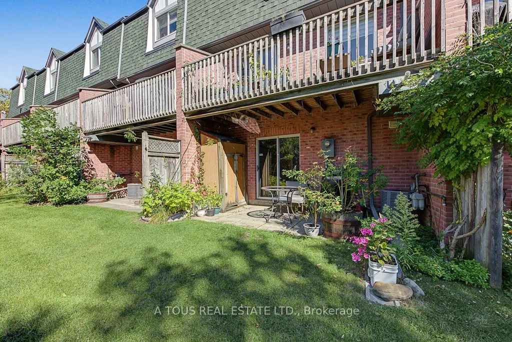 2945 Thomas Street #77