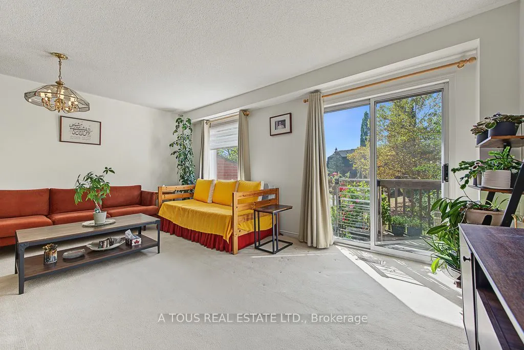 2945 Thomas Street #77