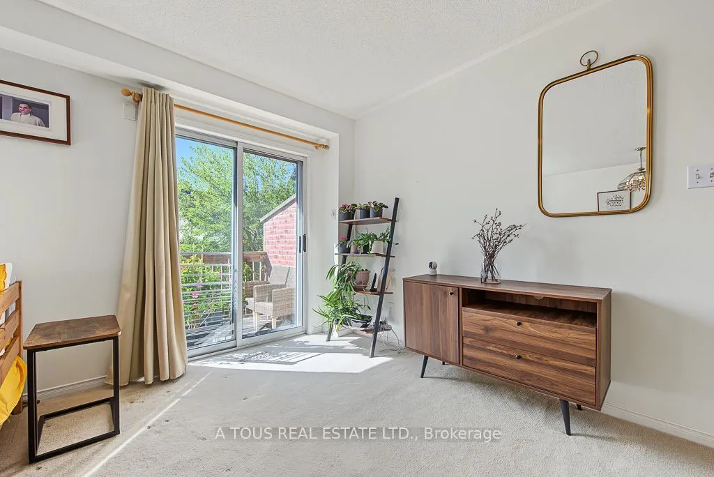 2945 Thomas Street #77