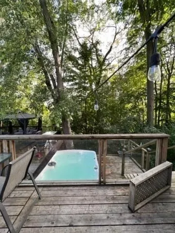 95 River Road