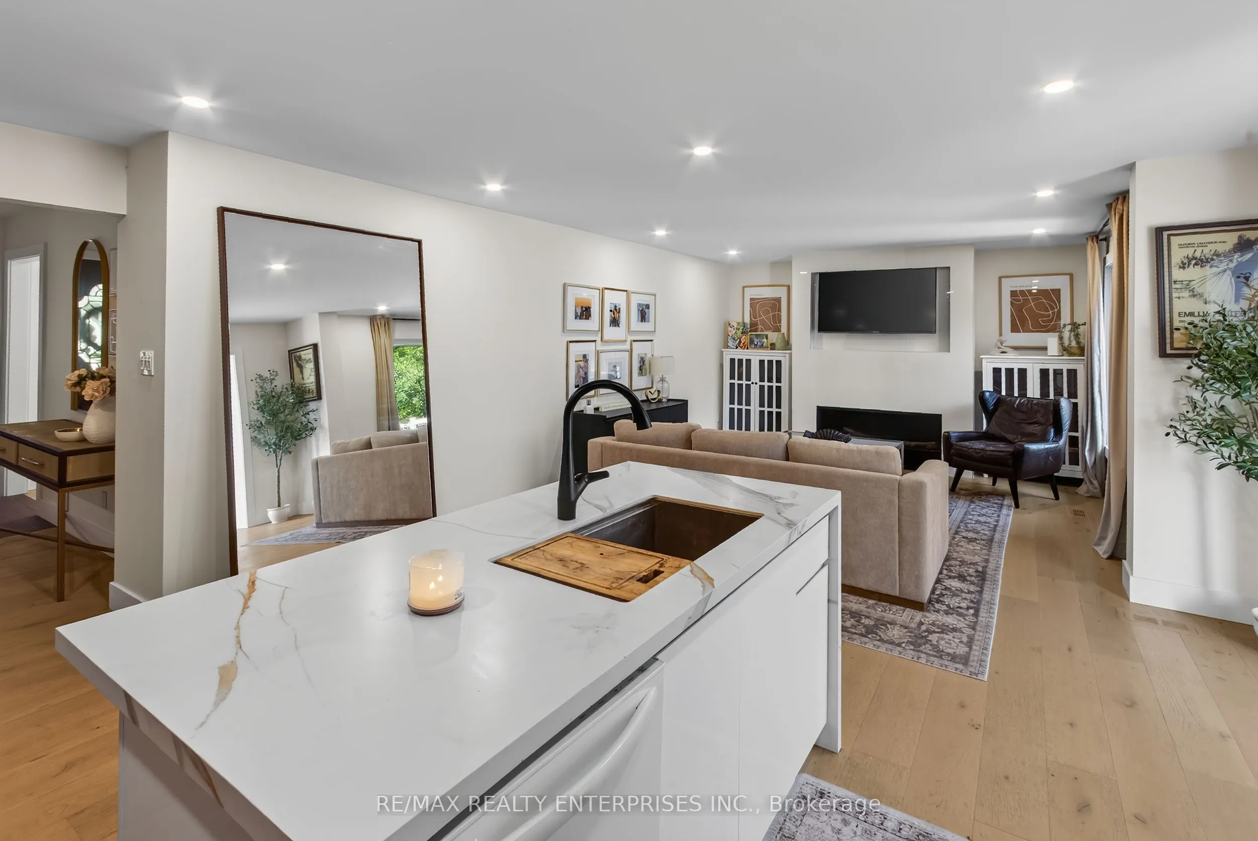 551 Cochise Crescent