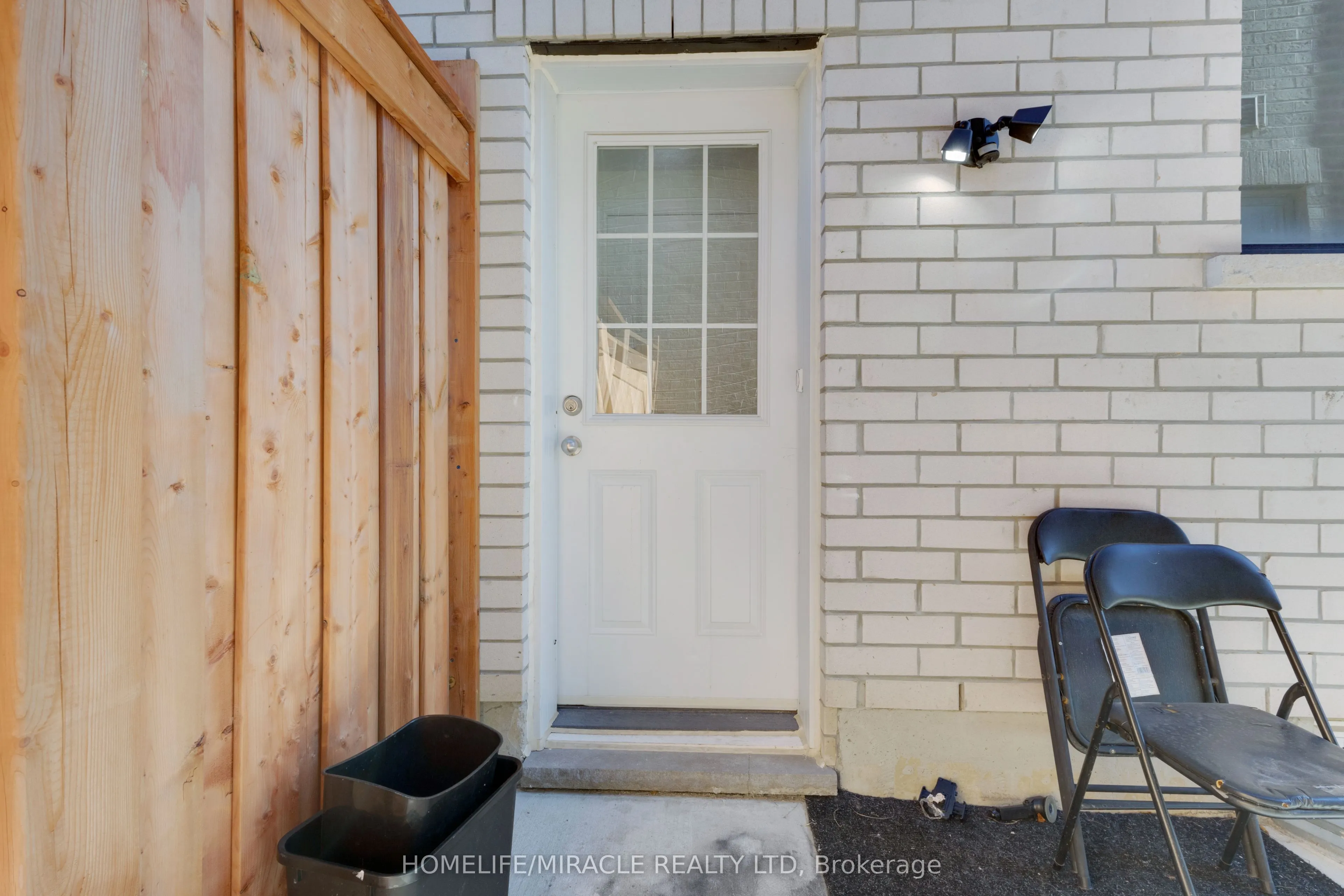 45 Calabria Drive