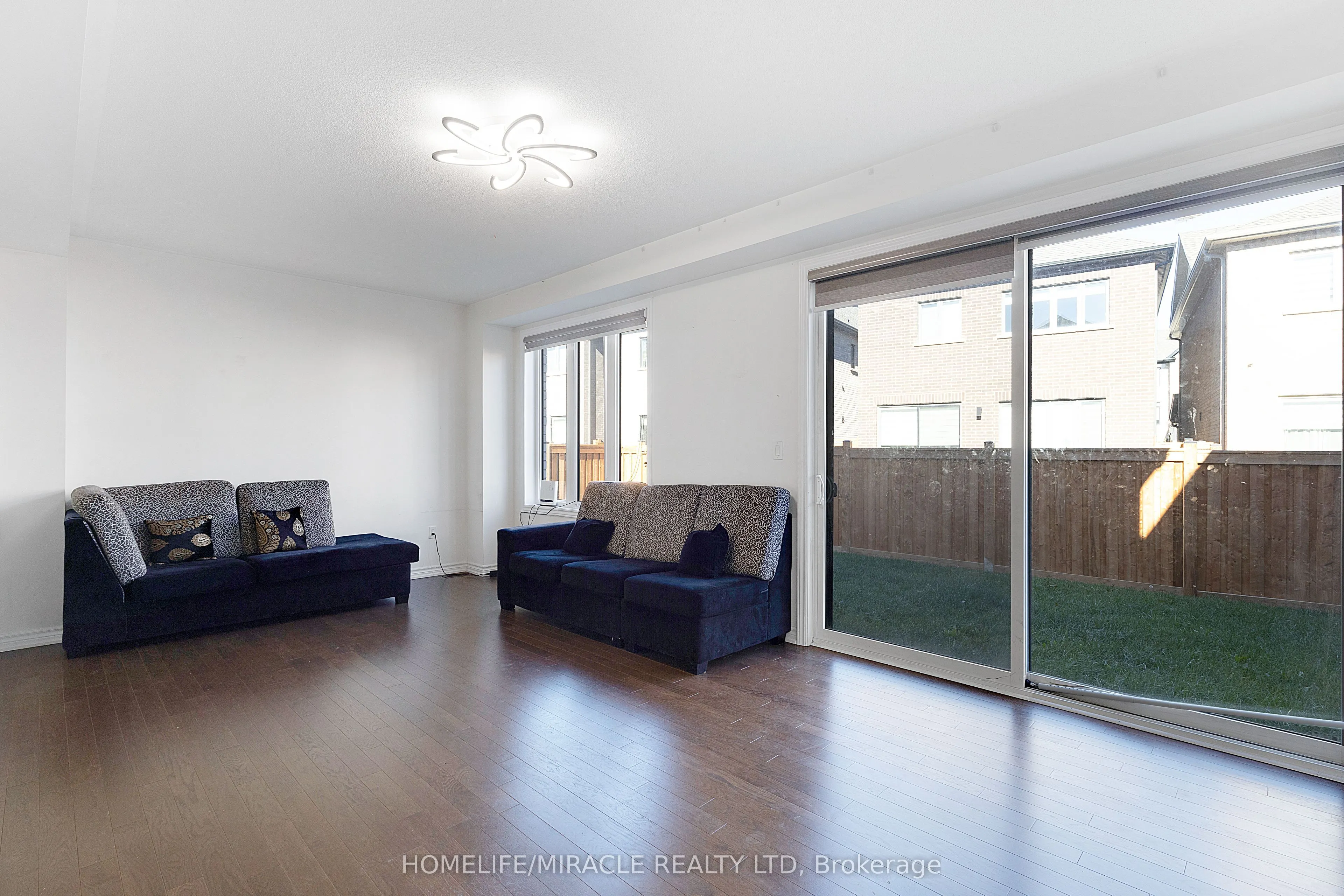 45 Calabria Drive