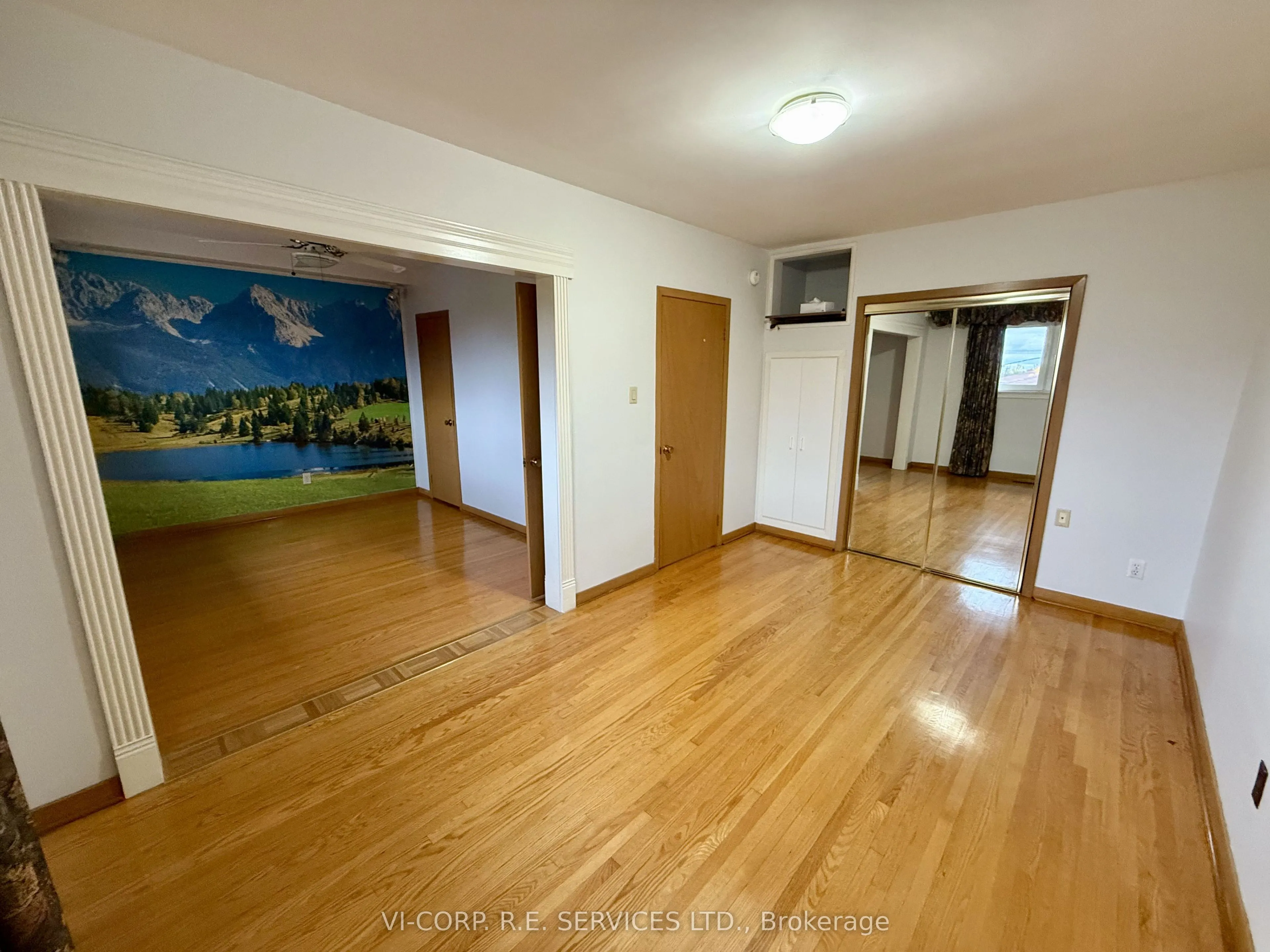 25 Bamford Crescent