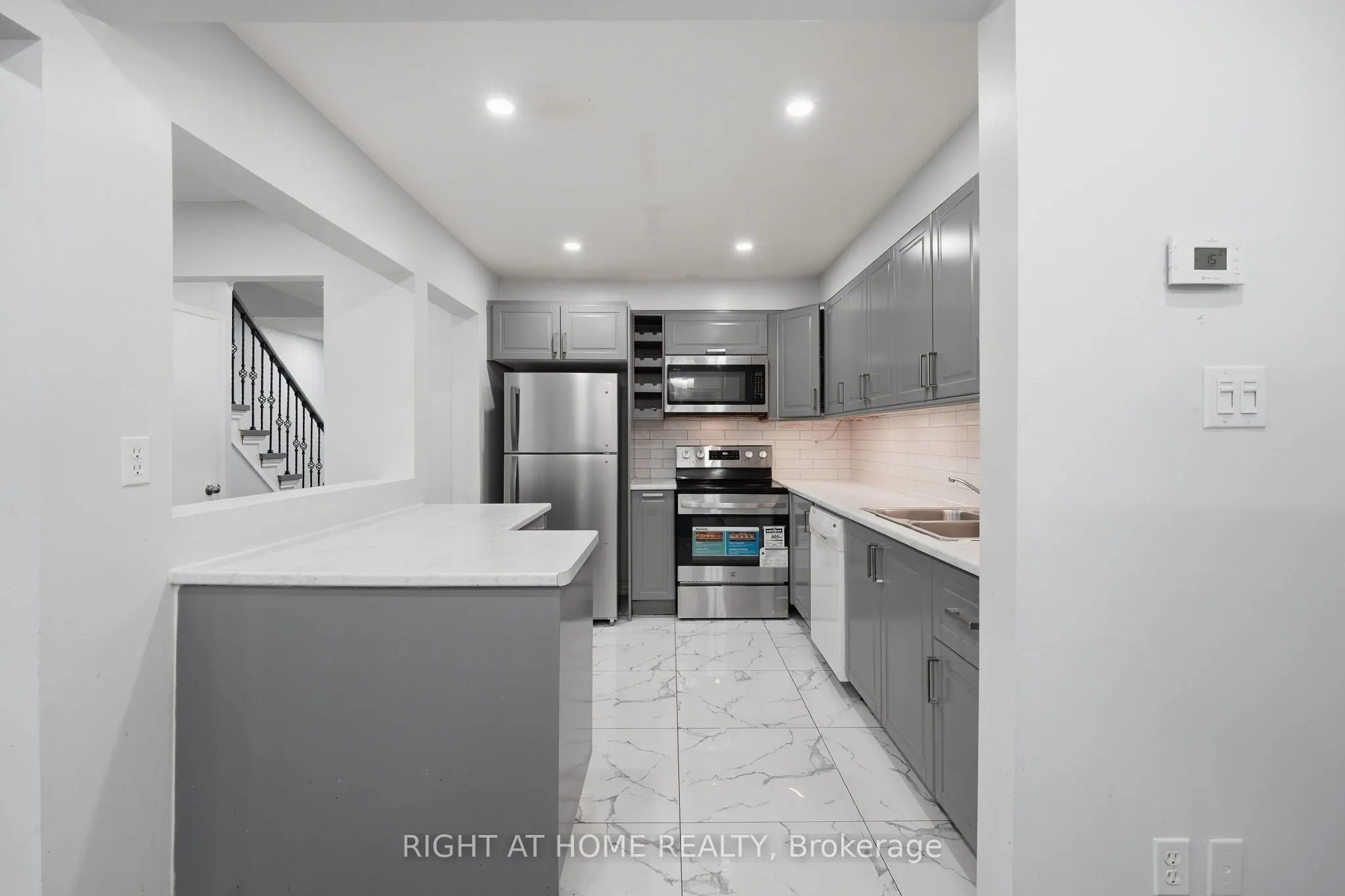 35 Chipstead Avenue #21