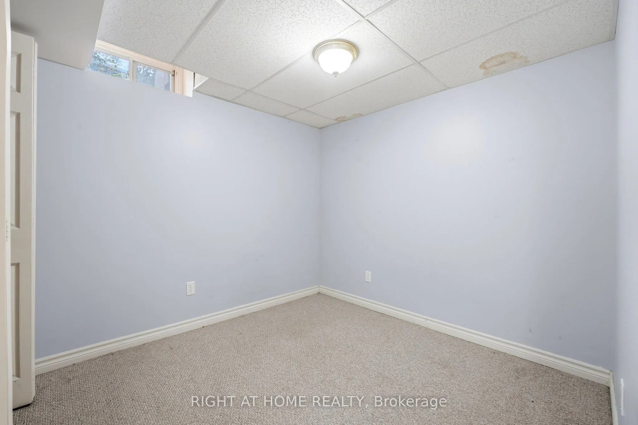 35 Chipstead Avenue #21