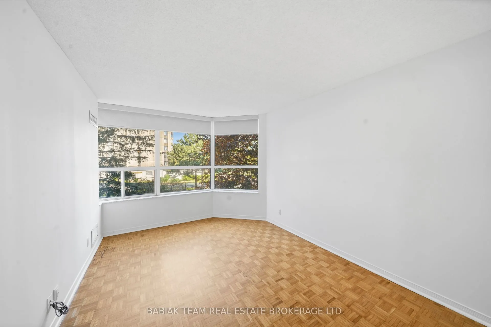 6 Humberline Drive #202