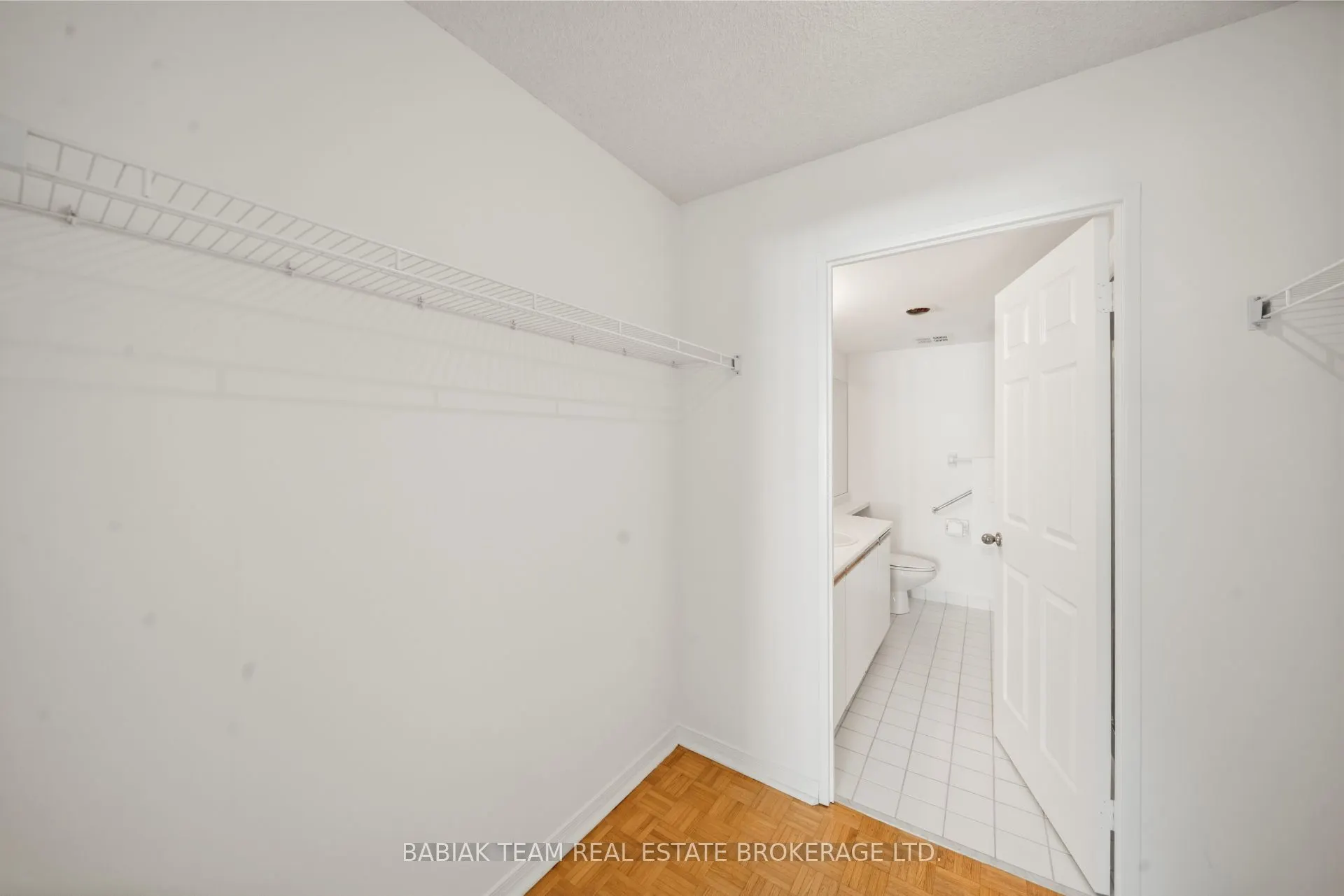 6 Humberline Drive #202
