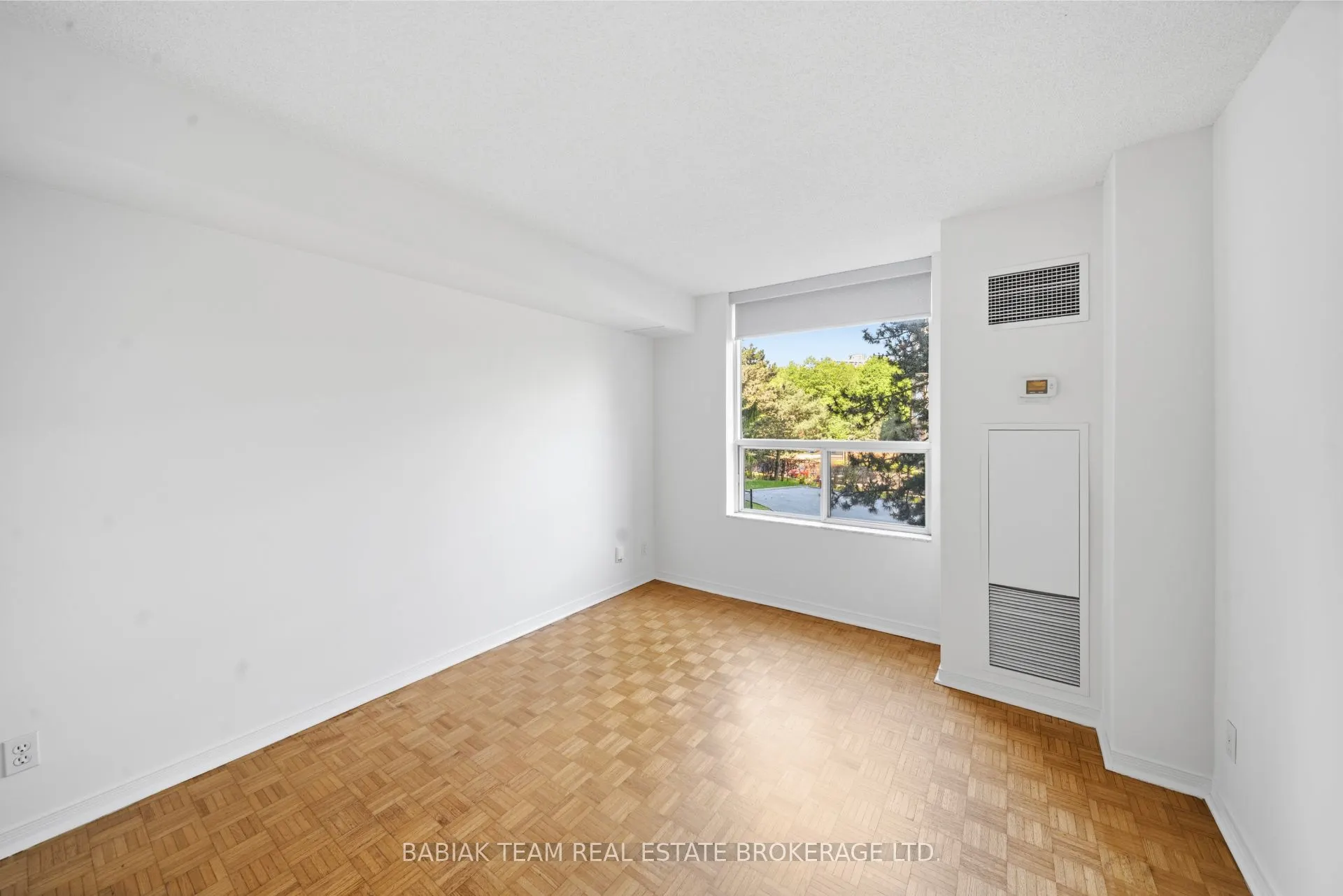 6 Humberline Drive #202