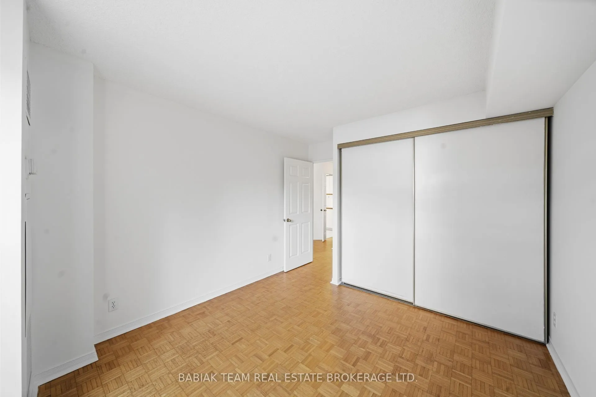 6 Humberline Drive #202