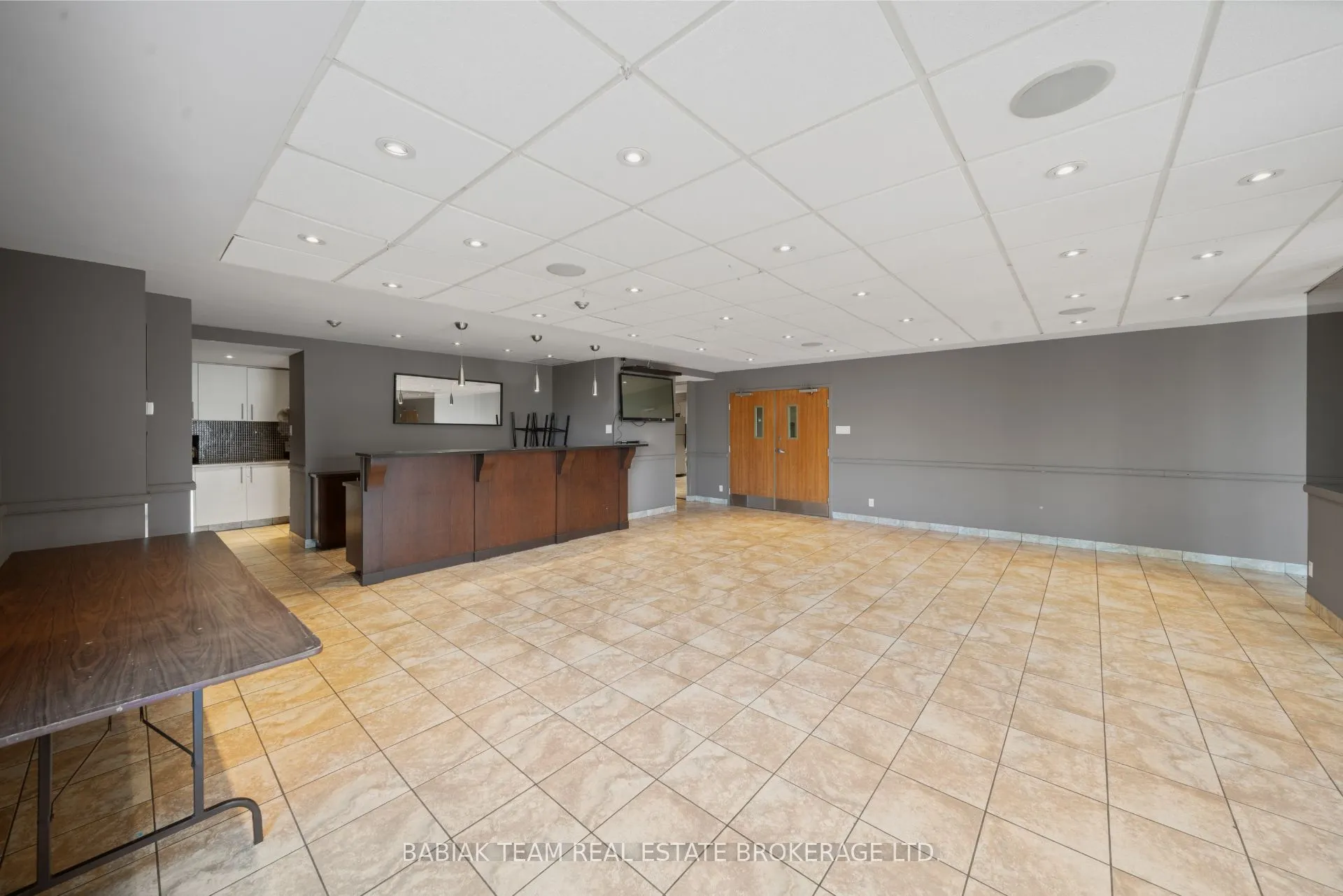 6 Humberline Drive #202