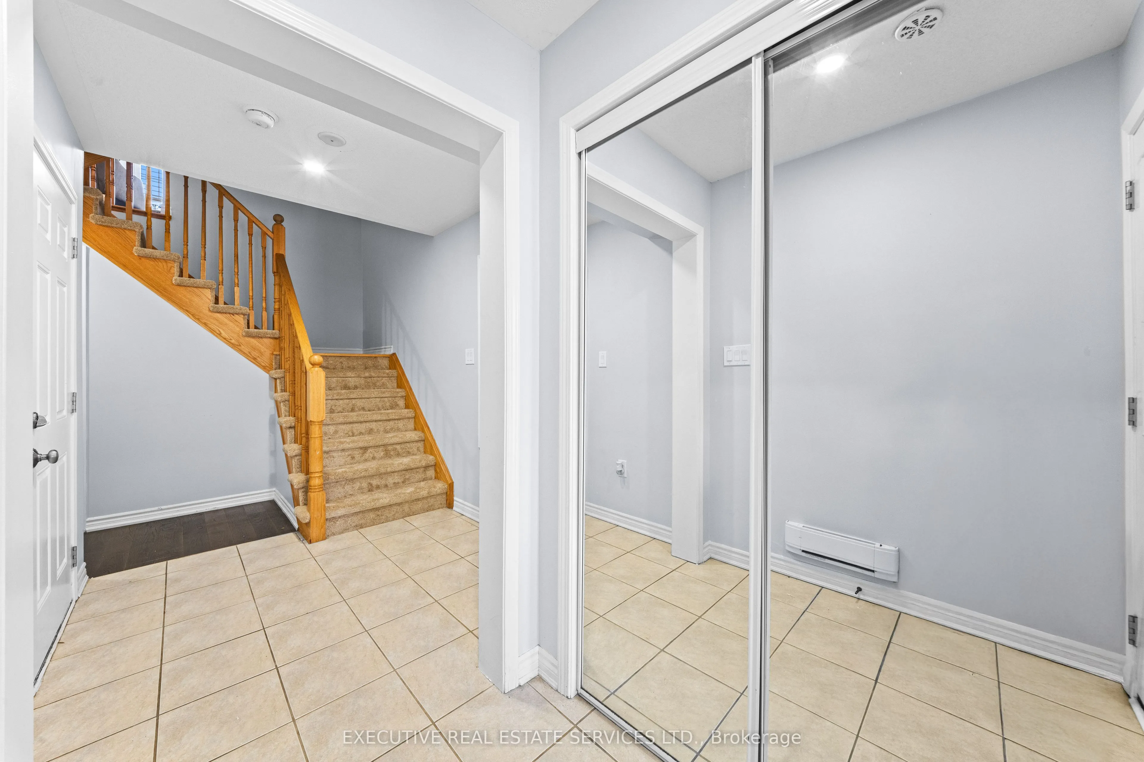 98 Bannister Crescent