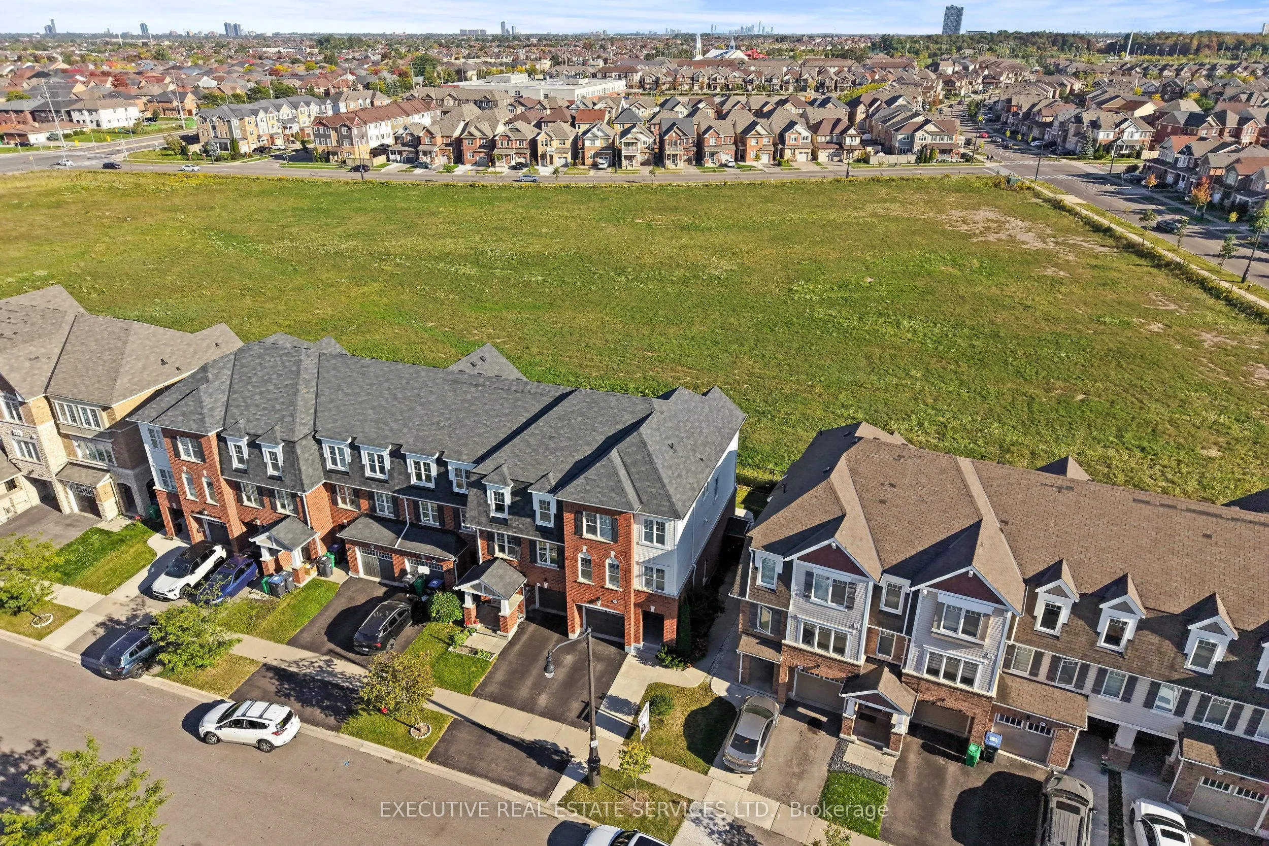 98 Bannister Crescent