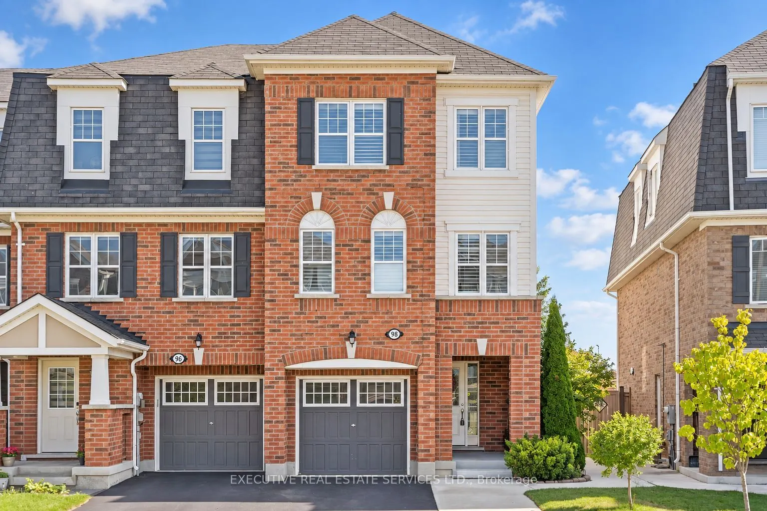 98 Bannister Crescent
