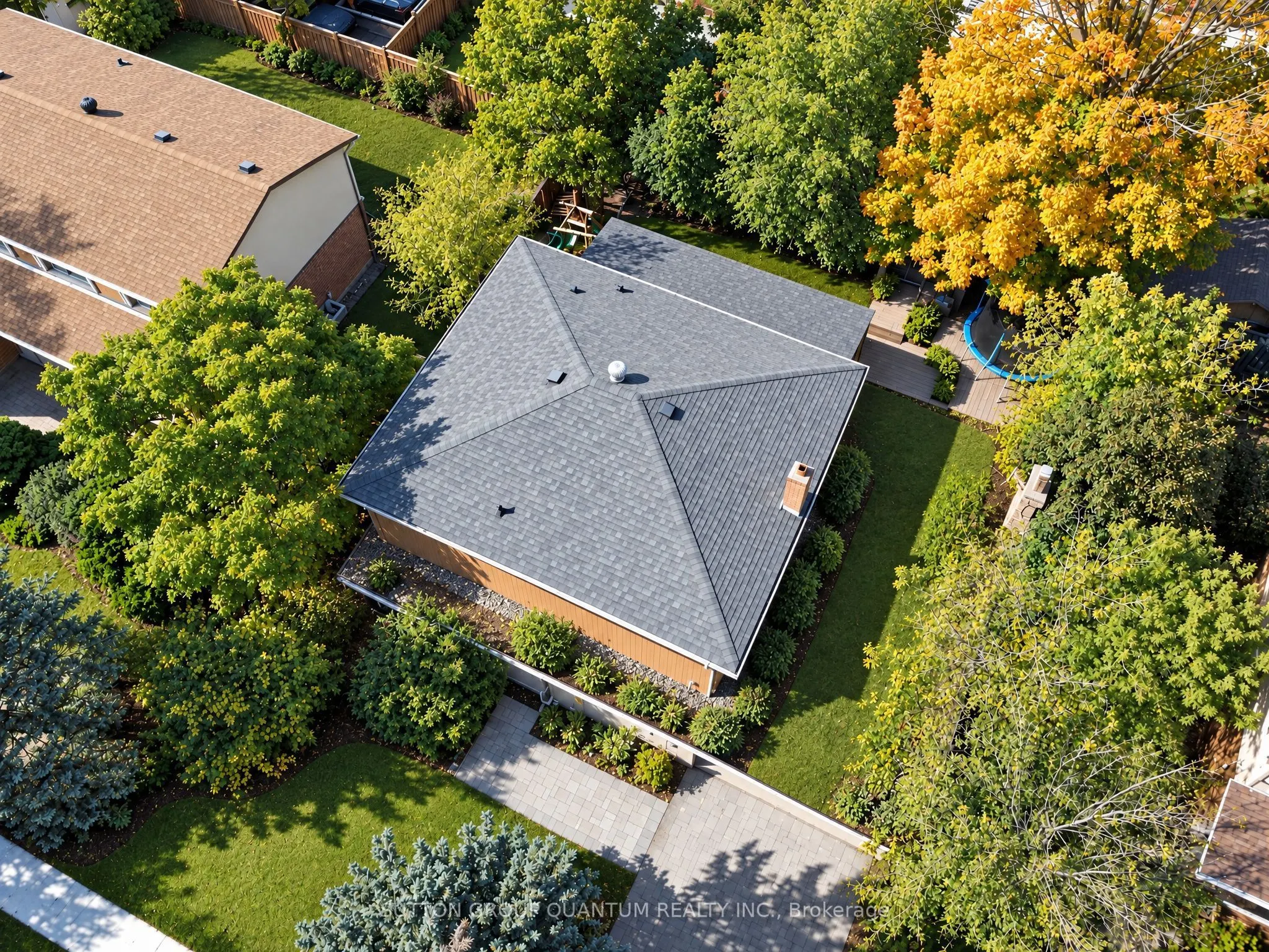 1005 Fredonia Drive