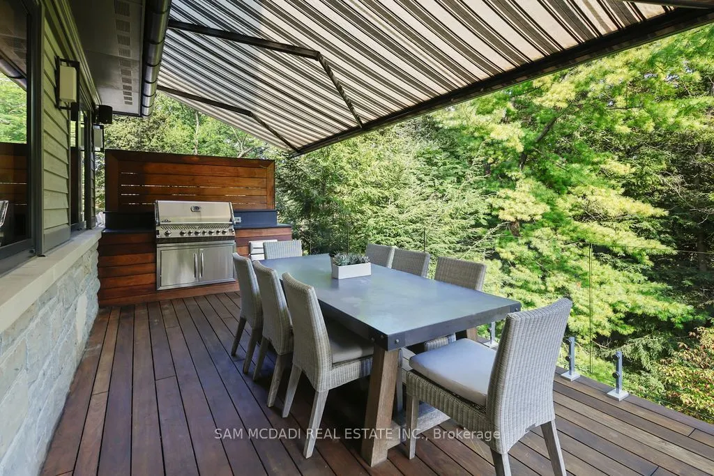 1206 Wildfield Crescent