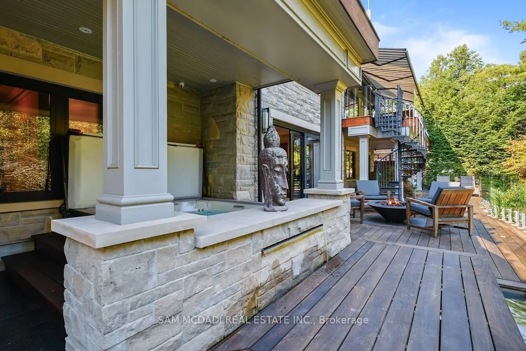 1206 Wildfield Crescent